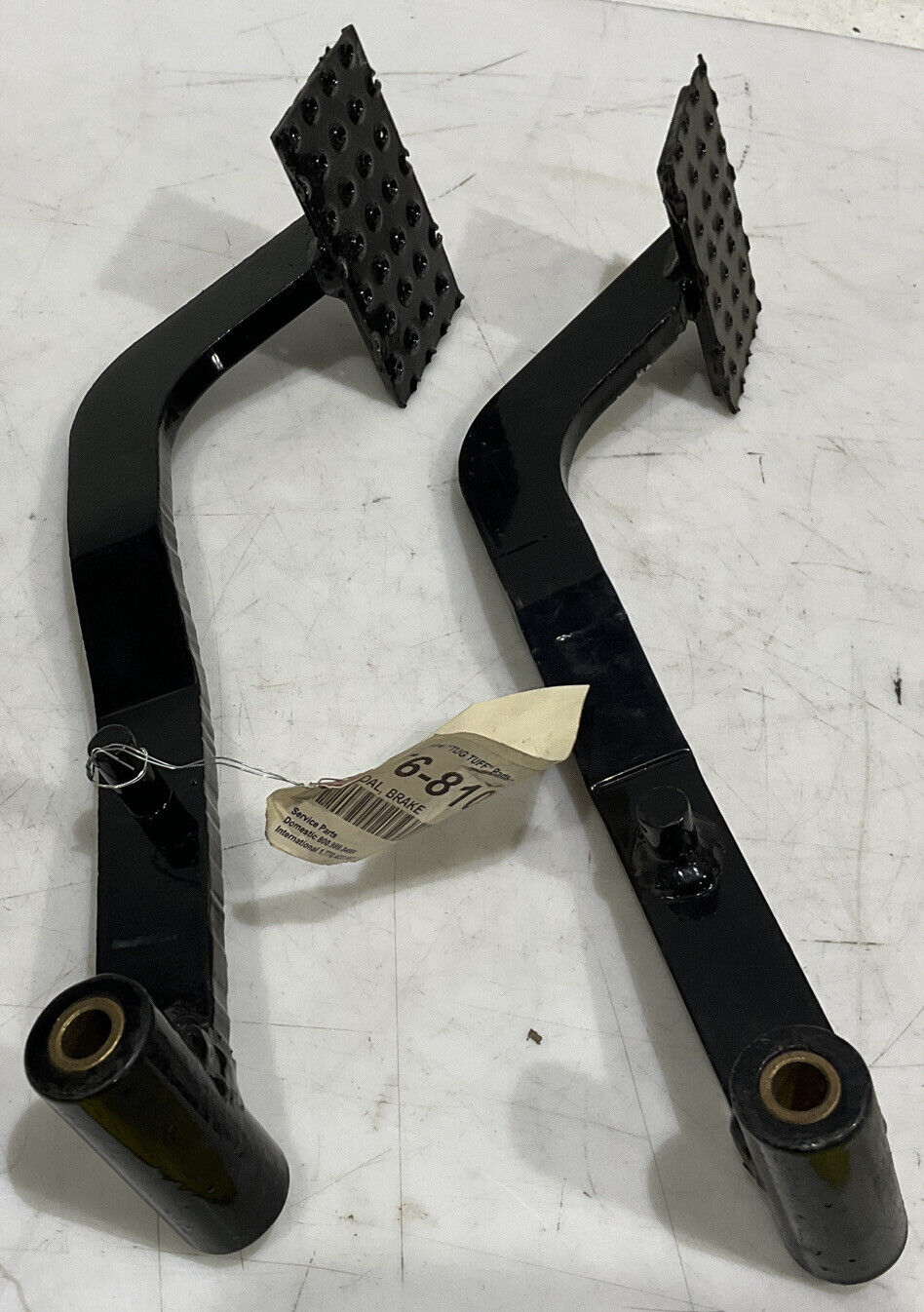 TUG T68106107 PEDAL BRAKE FOOT LOT OF 2 881