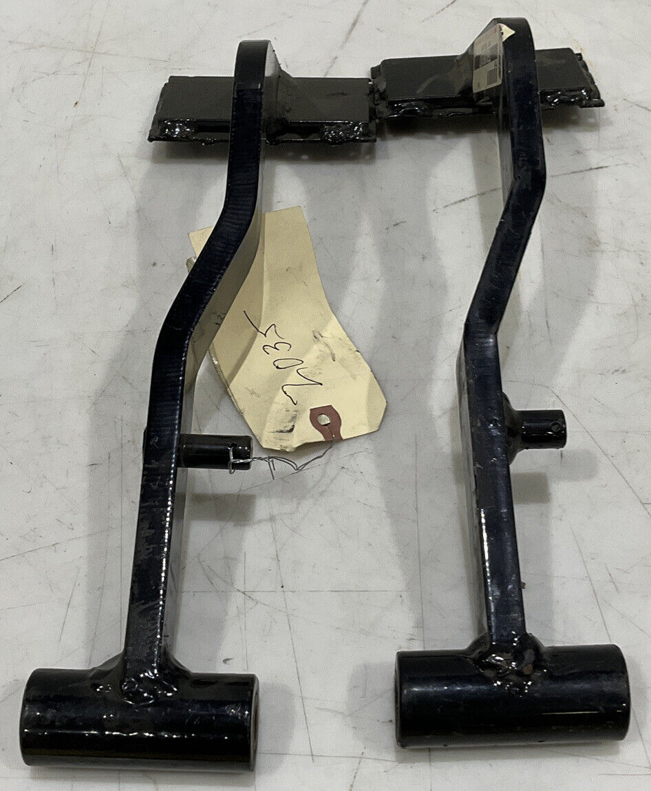 TUG T68106107 PEDAL BRAKE FOOT LOT OF 2 881