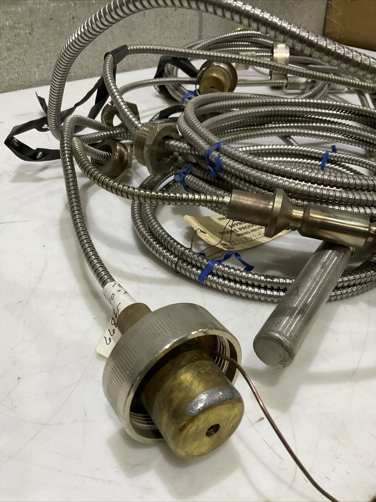 MOORE PRODUCTS COMPANY 33D5257 NULLMATIC TEMP TRANSMITTER 0-110 F 3-15 PSI 373