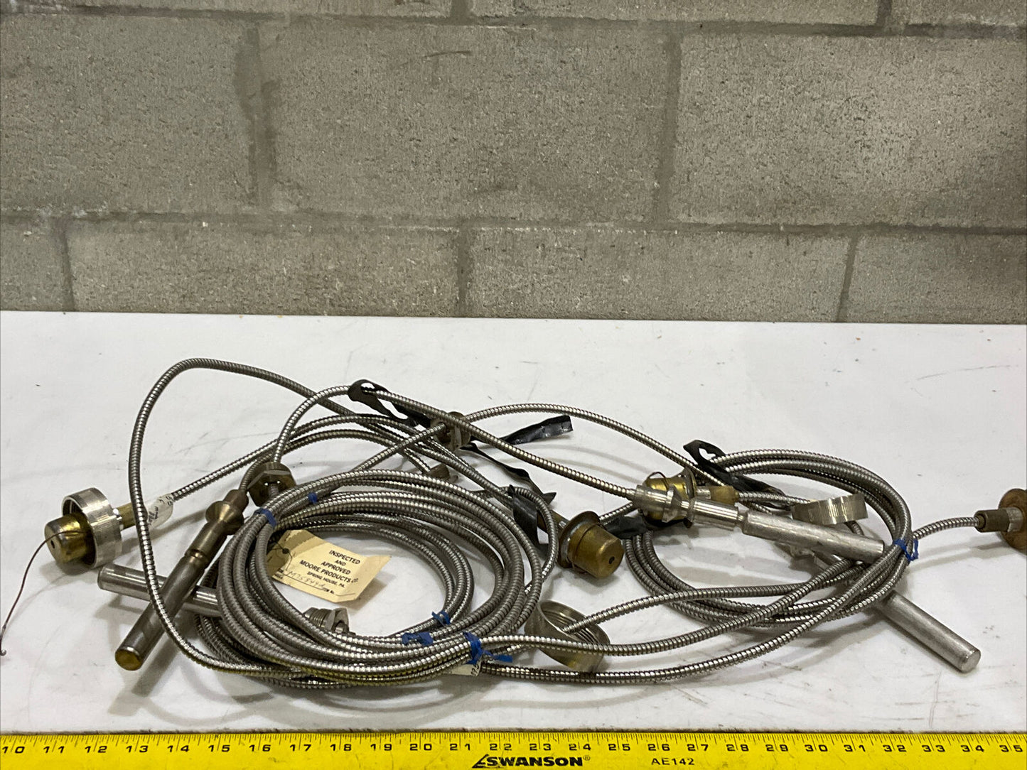 MOORE PRODUCTS COMPANY 33D5257 NULLMATIC TEMP TRANSMITTER 0-110 F 3-15 PSI 373