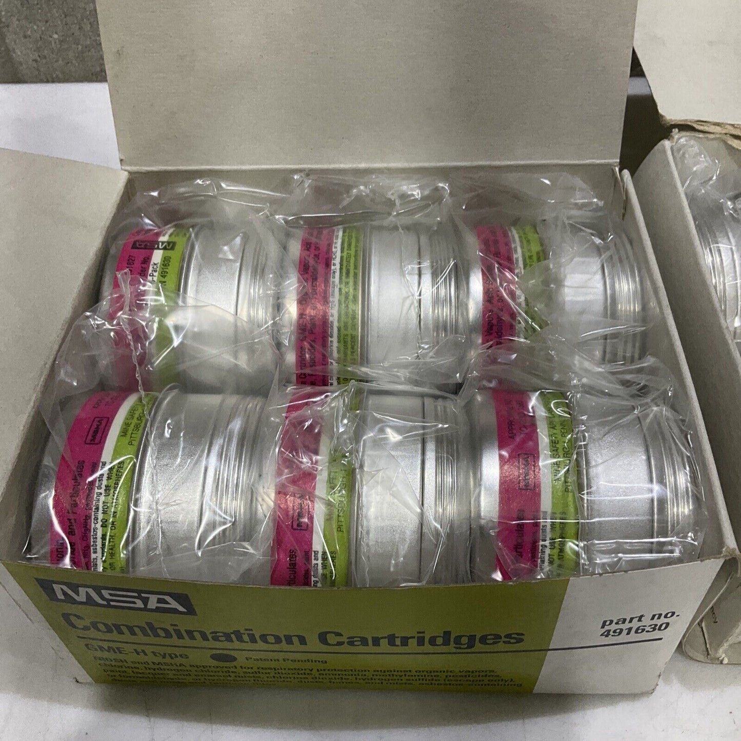 MSA GME-H 491630 COMFO & CHEMICAL COMBINATION CARTRIDGES LOT OF 12 373