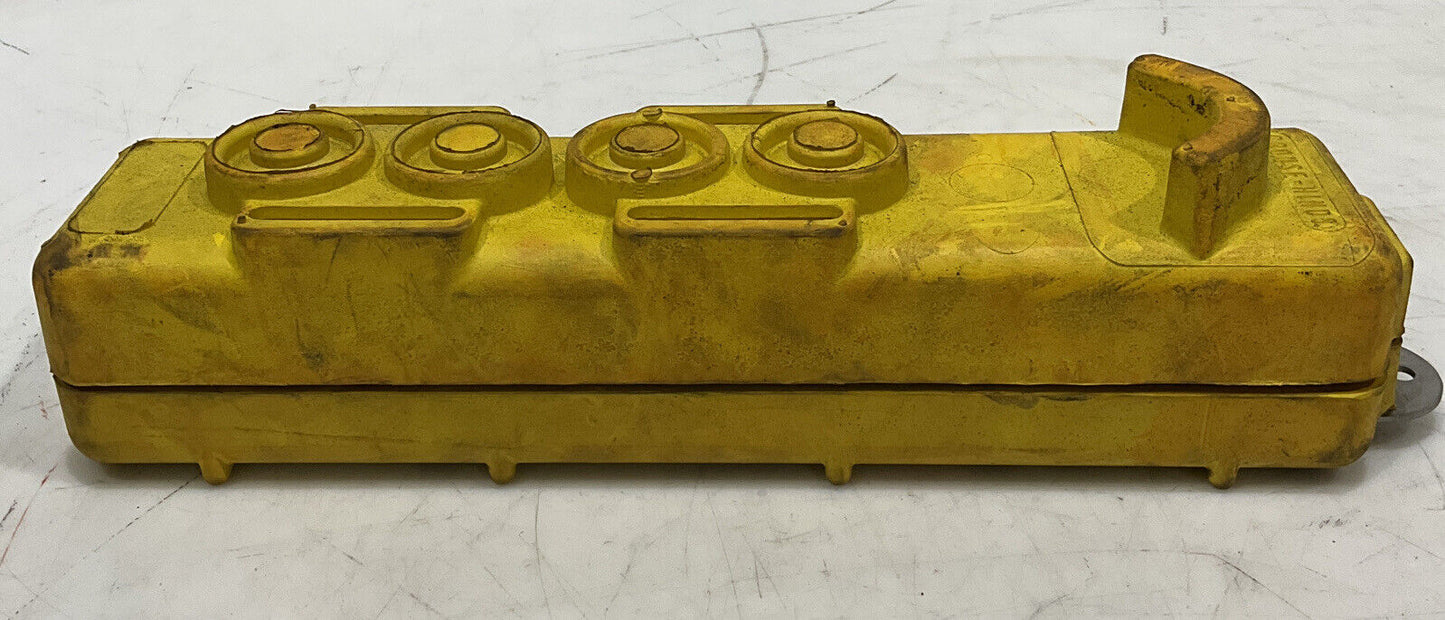 CROUSE-HINDS X8635-41B 4 PUSHBUTTON PENDANT CONTROLS 125VAC 881