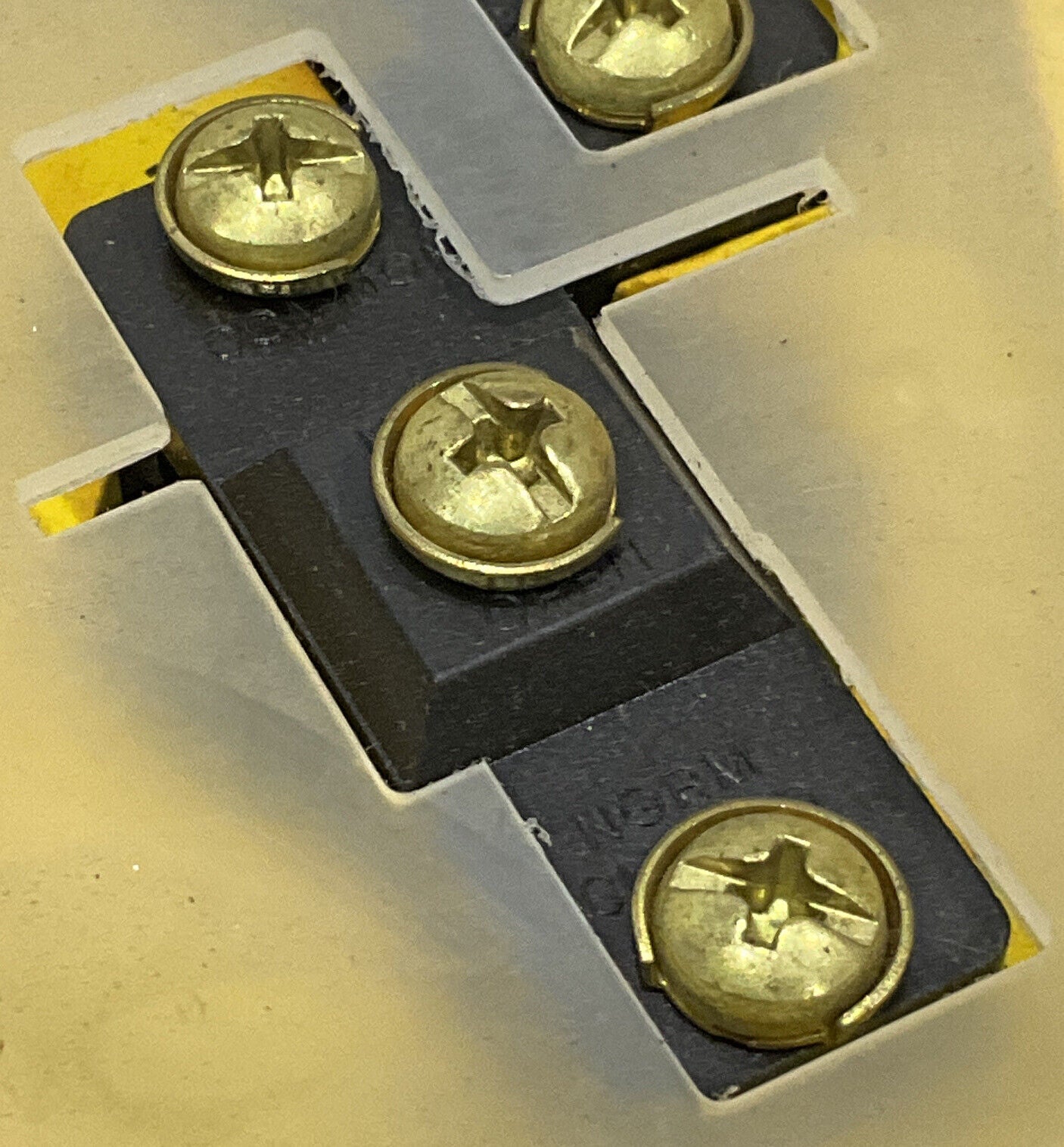 CROUSE-HINDS X8635-41B 4 PUSHBUTTON PENDANT CONTROLS 125VAC 881