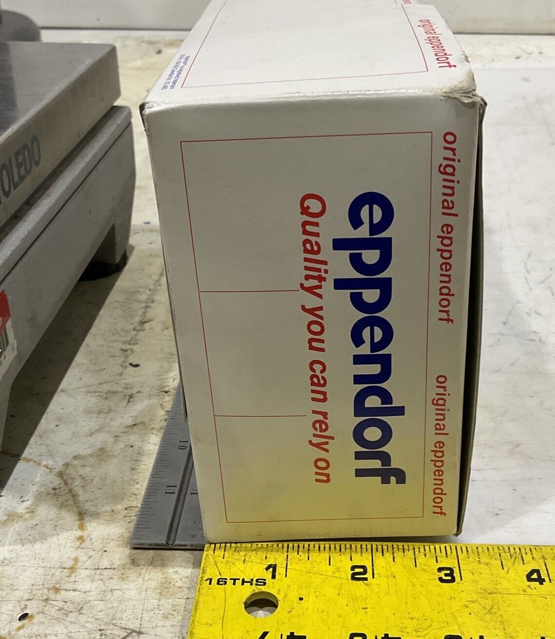 EPPENDORF 2249042-7 PIPETTE TIPS LOT OF 960 373