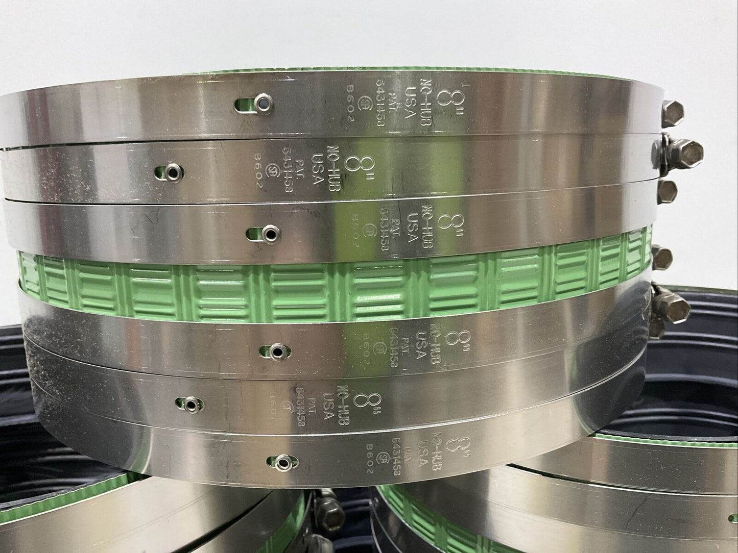 PROFLO PFNHHHGCX 8” HEAVY DUTY NO-HUB COUPLINGS LOT OF 15 373