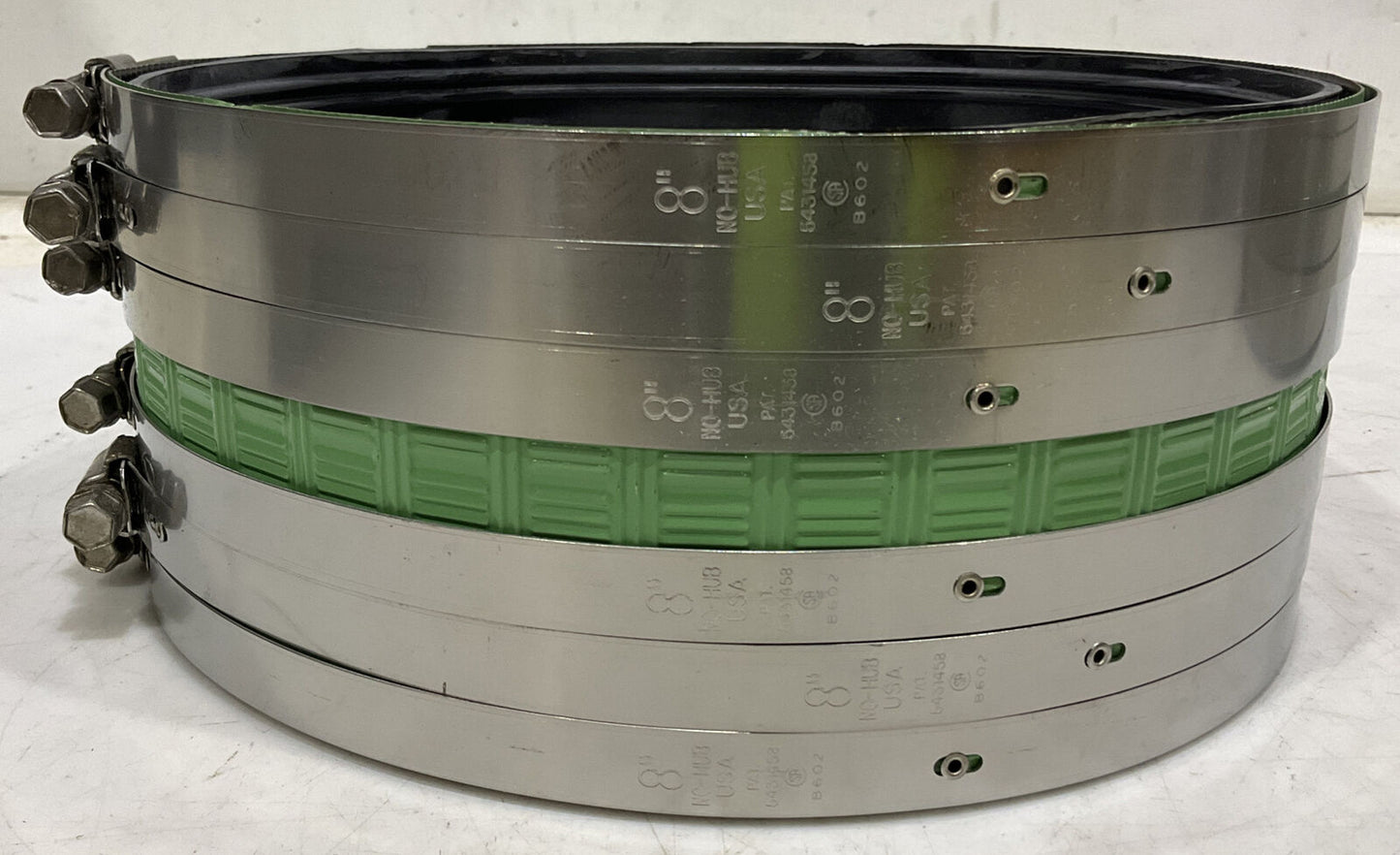 PROFLO PFNHHHGCX 8” HEAVY DUTY NO-HUB COUPLINGS LOT OF 4 373