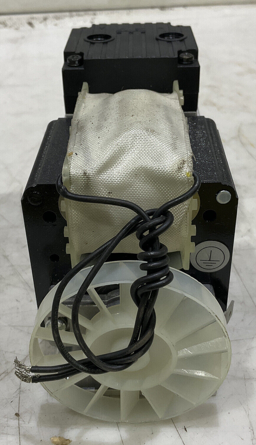 KNF UN814-KTI NITROGEN OXIDE ANALYZER TRANSFER PUMP 97A8