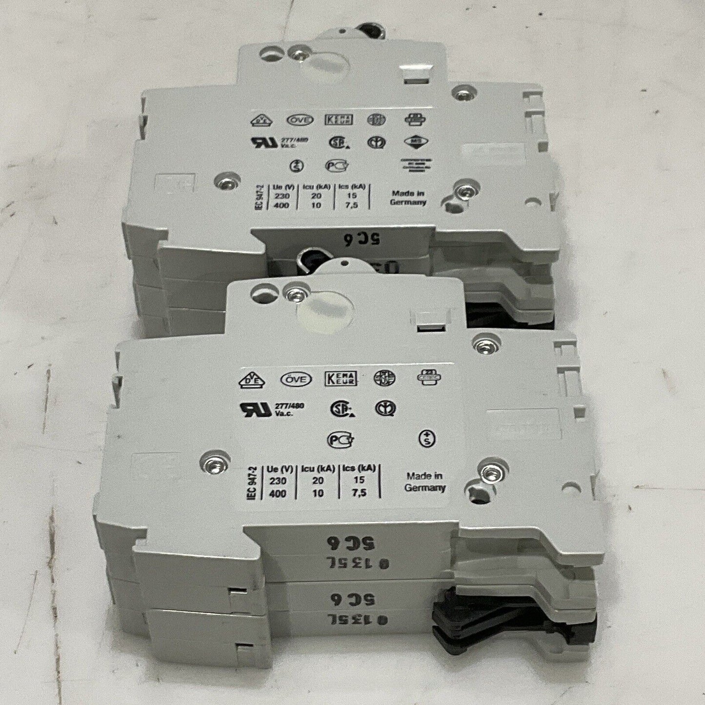 ABB S202-C6 CIRCUIT BREAKER 2-POLE 6-A LOT OF 2 U3S