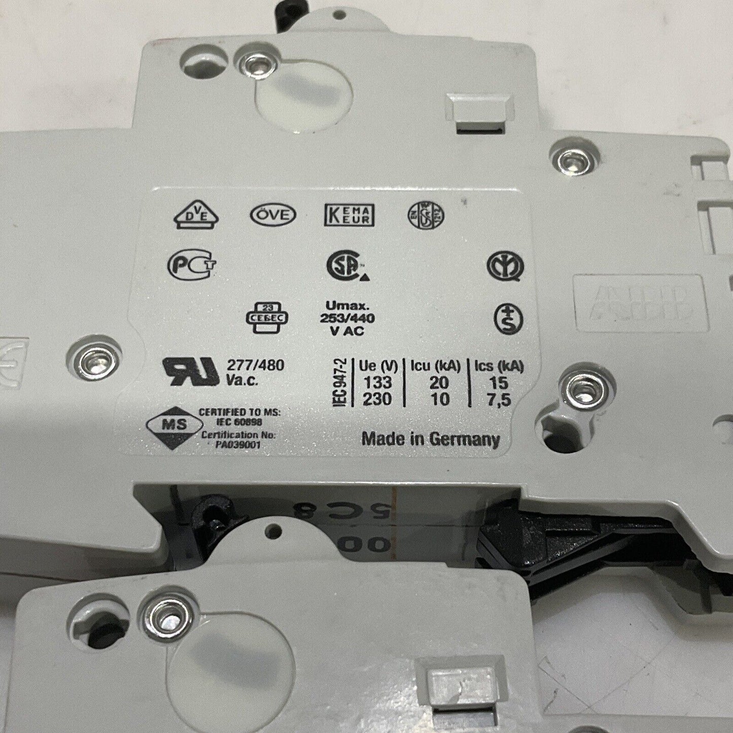 ABB S201-C8 CIRCUIT BREAKER 1 POLE 8A LOT OF 3 U3S