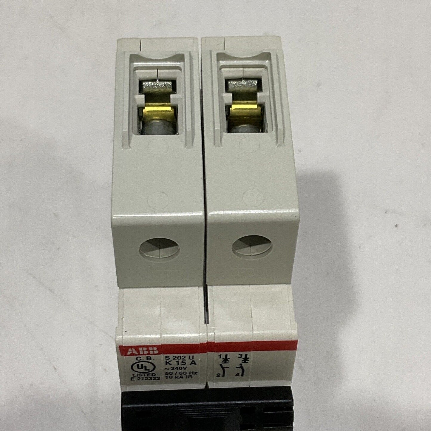 ABB S202U-K S 202 U K 15 A CIRCUIT BREAKER 240V 50/60HZ 2P U3S