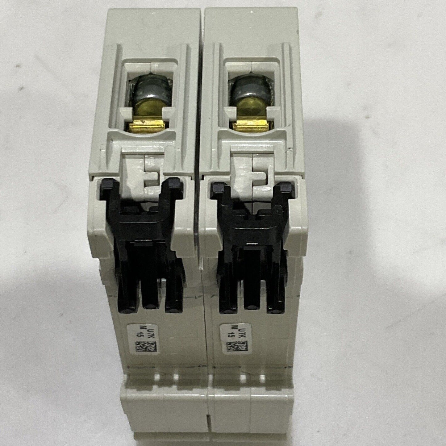 ABB S202U-K S 202 U K 15 A CIRCUIT BREAKER 240V 50/60HZ 2P U3S