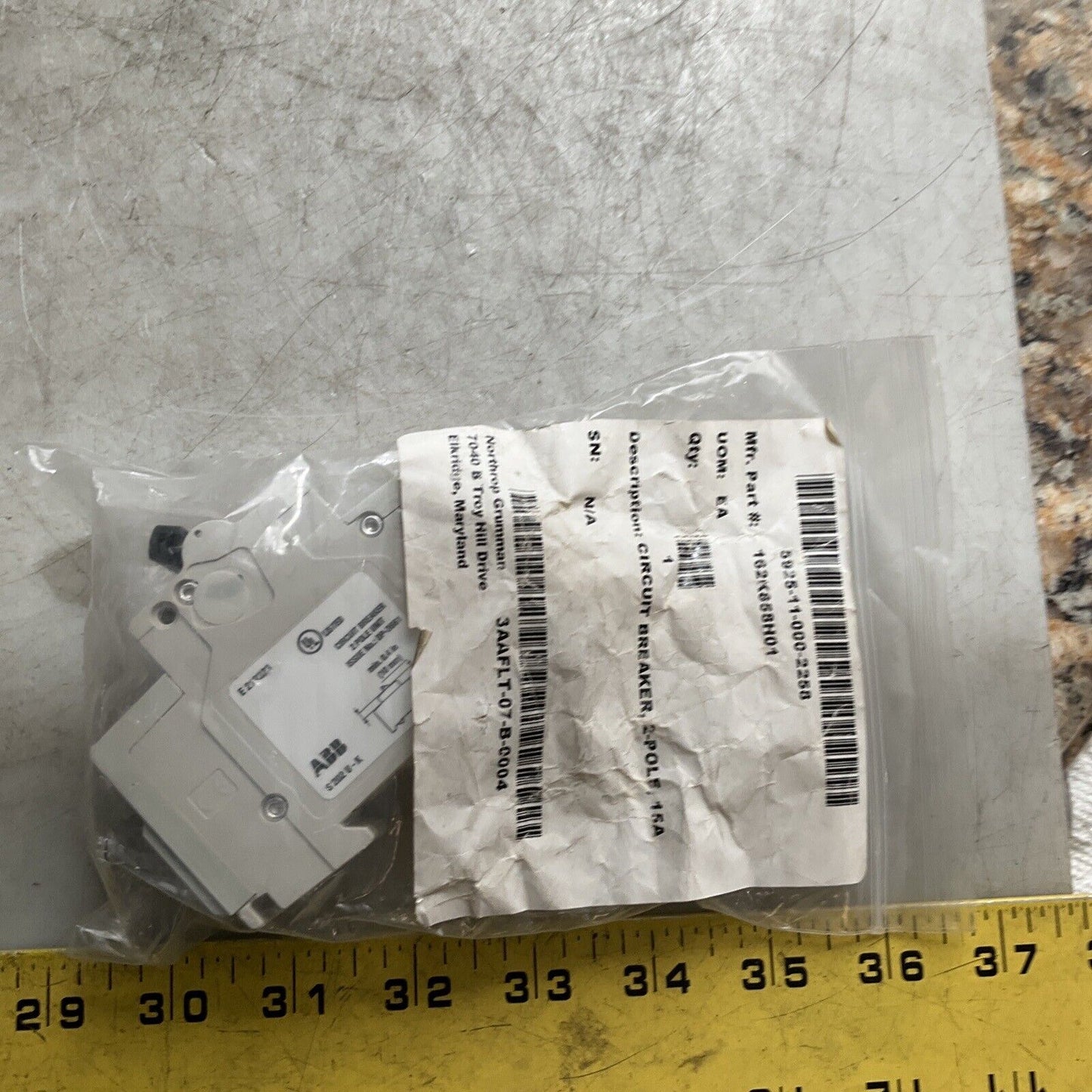 ABB S202U-K S 202 U K 15 A CIRCUIT BREAKER 240V 50/60HZ 2P U3S