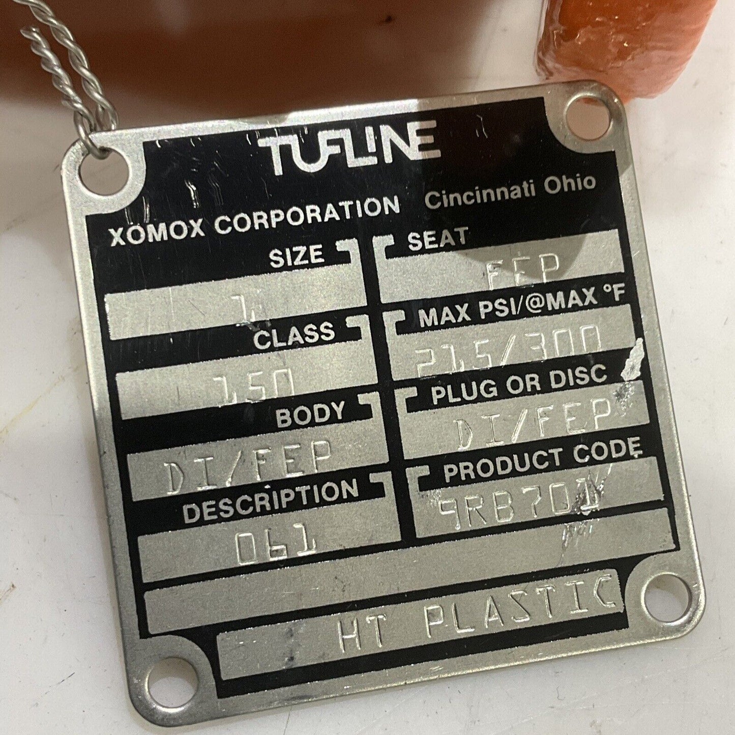 TUFLINE XOMOX 9RB701 PLUG VALVE 2-WAY SIZE 1" CLASS 150 SEAT FEP 215/300PSI 373