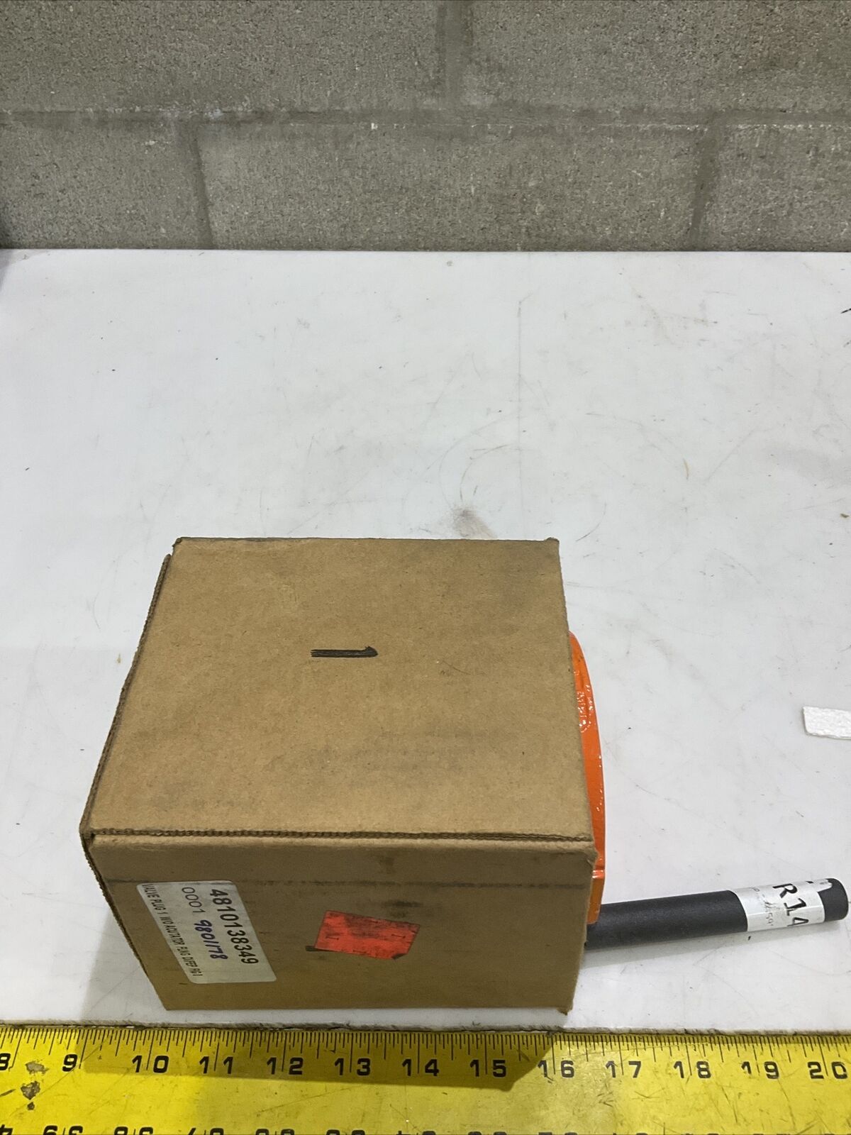 TUFLINE XOMOX 9RB701 PLUG VALVE 2-WAY SIZE 1" CLASS 150 SEAT FEP 215/300PSI 373