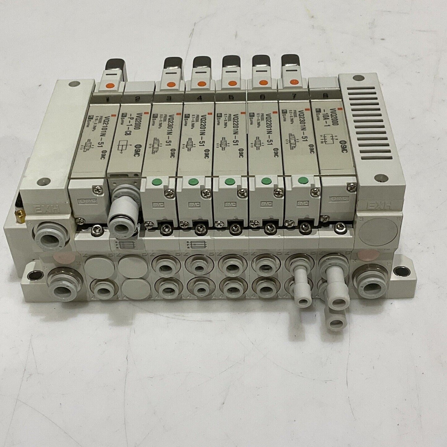 SMC VV5Q21-08-DAN00043 SOLENOID VALVE MANIFOLD 8 STATION U3S
