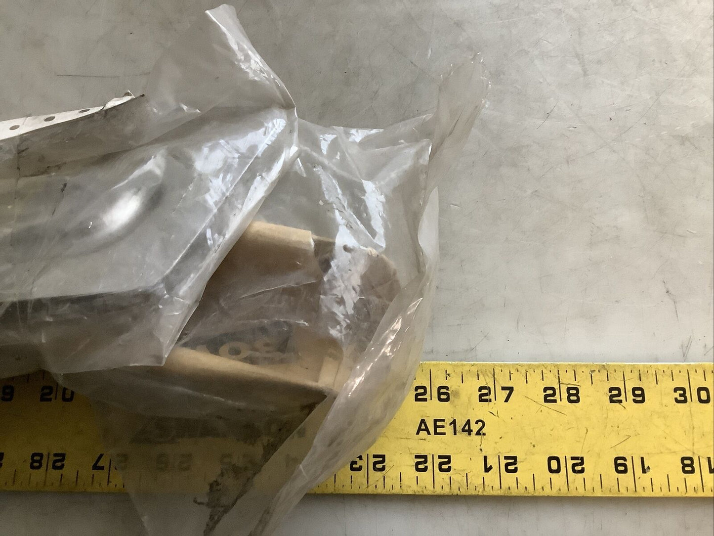 JOHN DEERE M156317 HEAT SHIELD 373