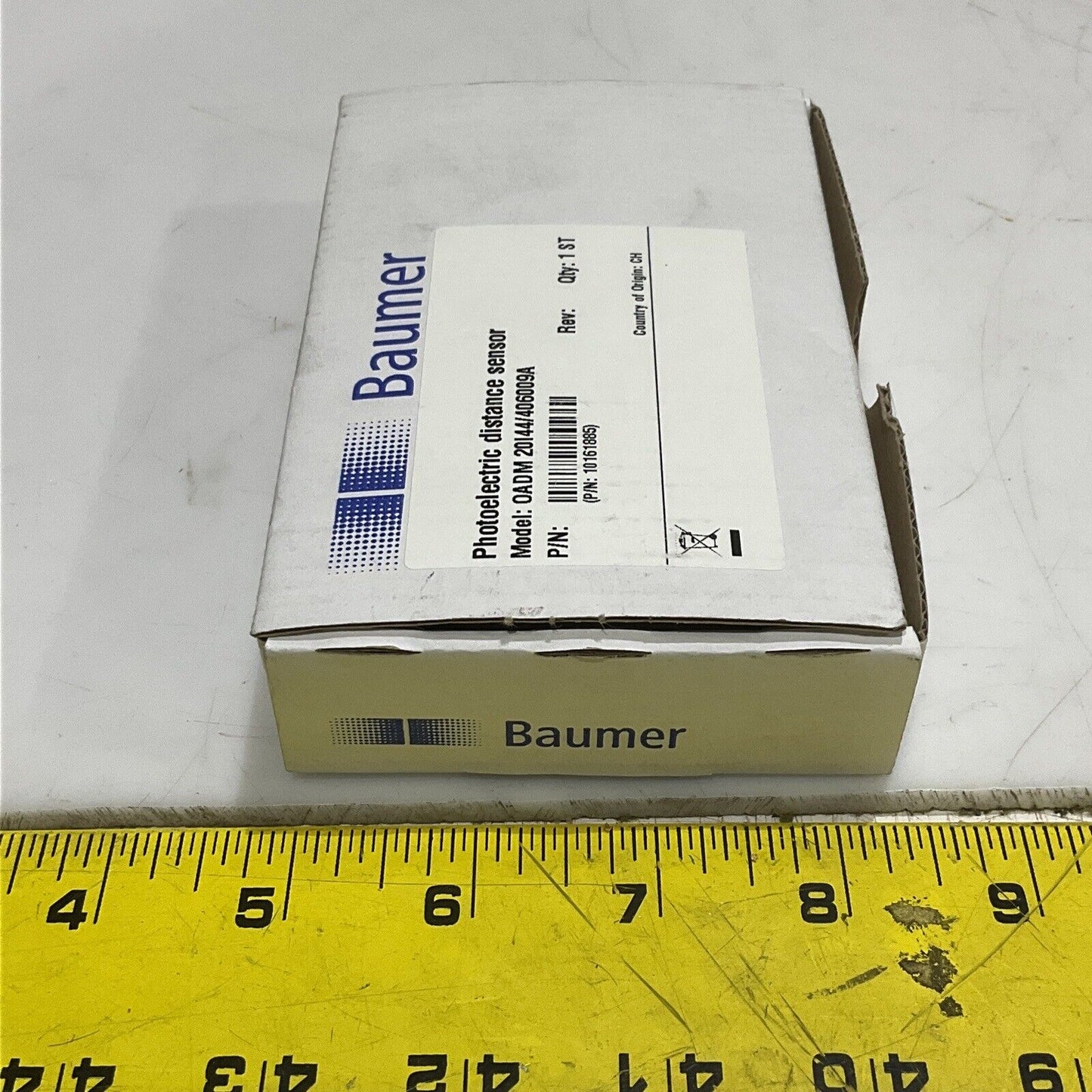 BAUMER OADM 20I44/406009A PHOTOELECTRIC DISTANCE SENSOR U3S