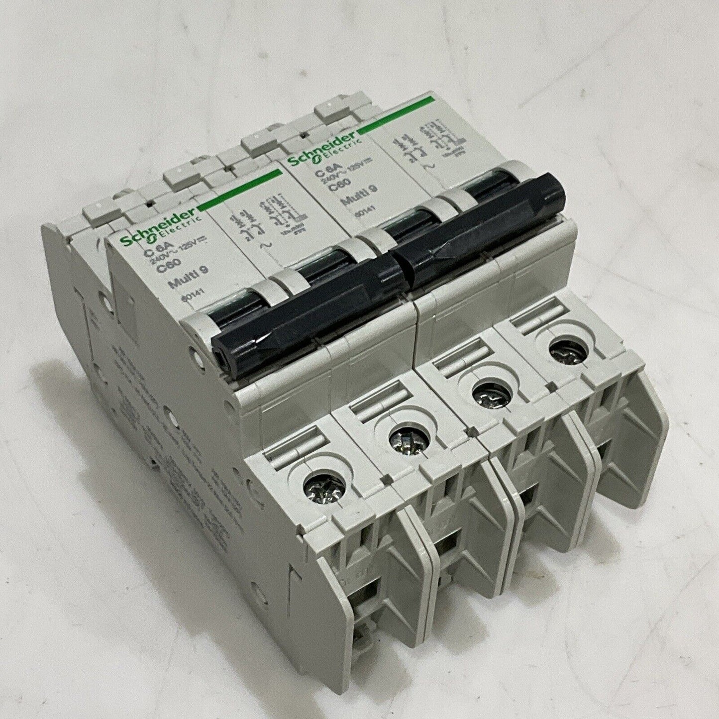 SCHNEIDER ELECTRIC 60141 MINI CIRCUIT BREAKER 2P 6A 240V MULTI 9 LOT OF 2 U3S