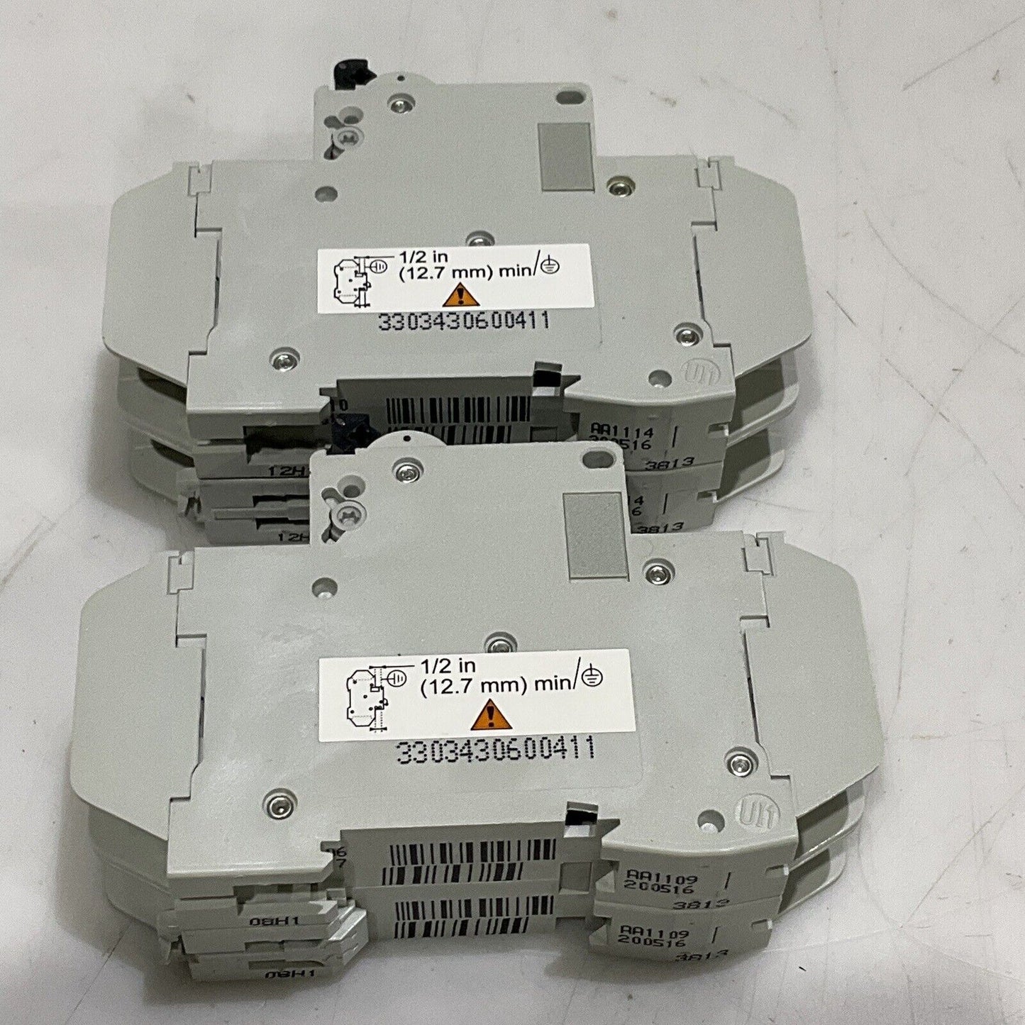 SCHNEIDER ELECTRIC 60141 MINI CIRCUIT BREAKER 2P 6A 240V MULTI 9 LOT OF 2 U3S