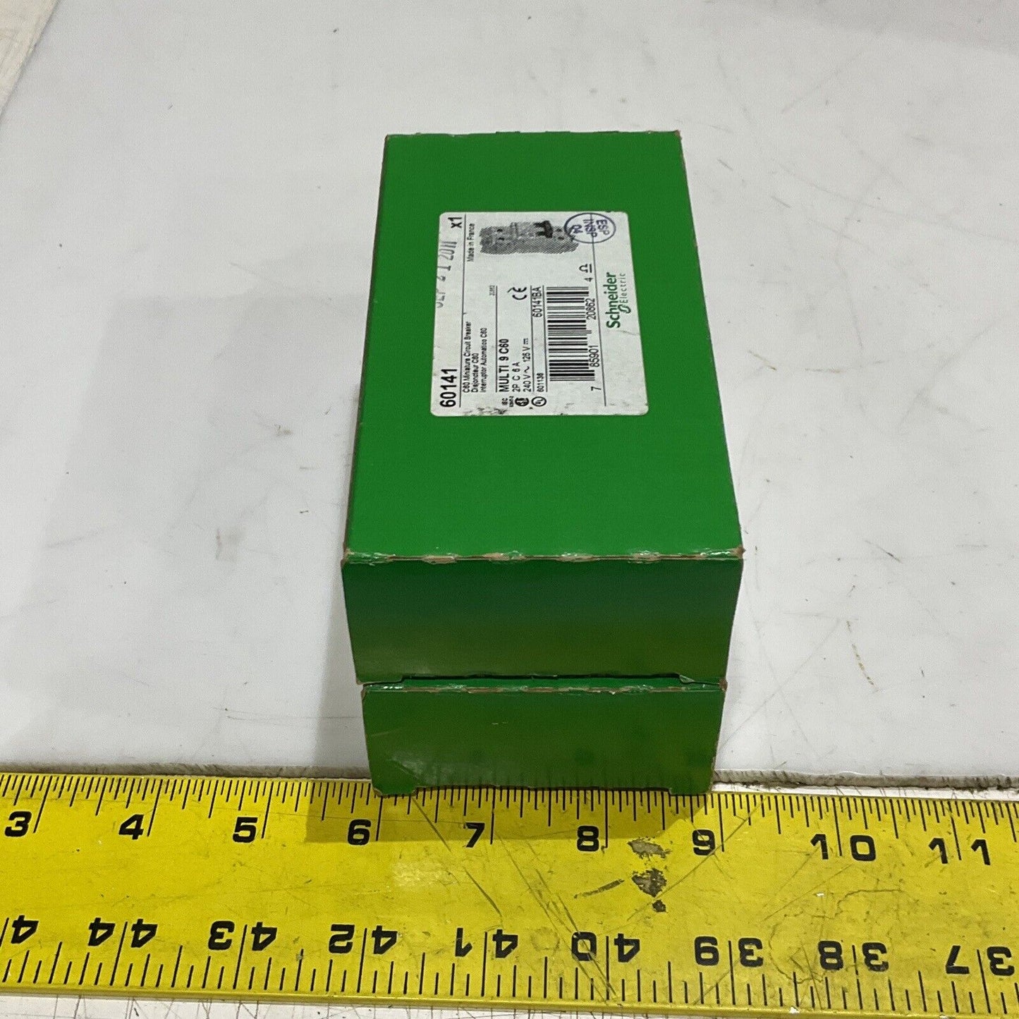 SCHNEIDER ELECTRIC 60141 MINI CIRCUIT BREAKER 2P 6A 240V MULTI 9 LOT OF 2 U3S