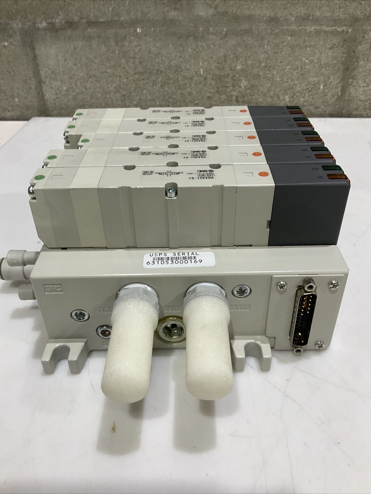 SMC VV5Q41-05-DAM0116 MOUNTED MANIFOLD VQ4201-51 VQ4201-51 VQ4401-51 U3S