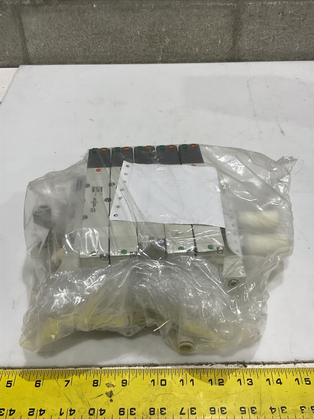 SMC VV5Q41-05-DAM0116 MOUNTED MANIFOLD VQ4201-51 VQ4201-51 VQ4401-51 U3S