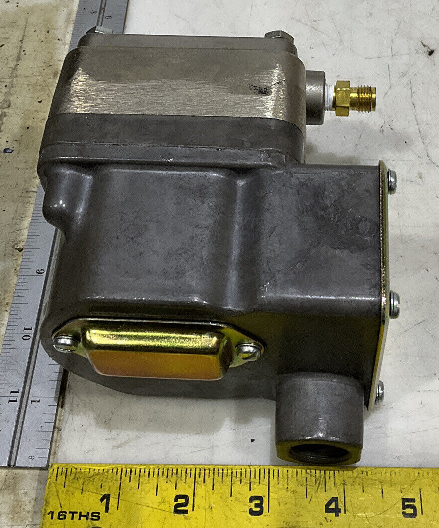 BARKSDALE DPD2T-A80SS PRESSURE OR VACUUM ACTUATED PRESSURE SWITCH 373