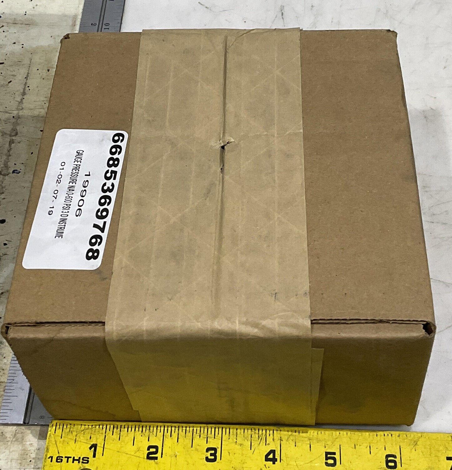 3D INSTRUMENTS 25504-28C74GAD PRESSURE GAUGE 373