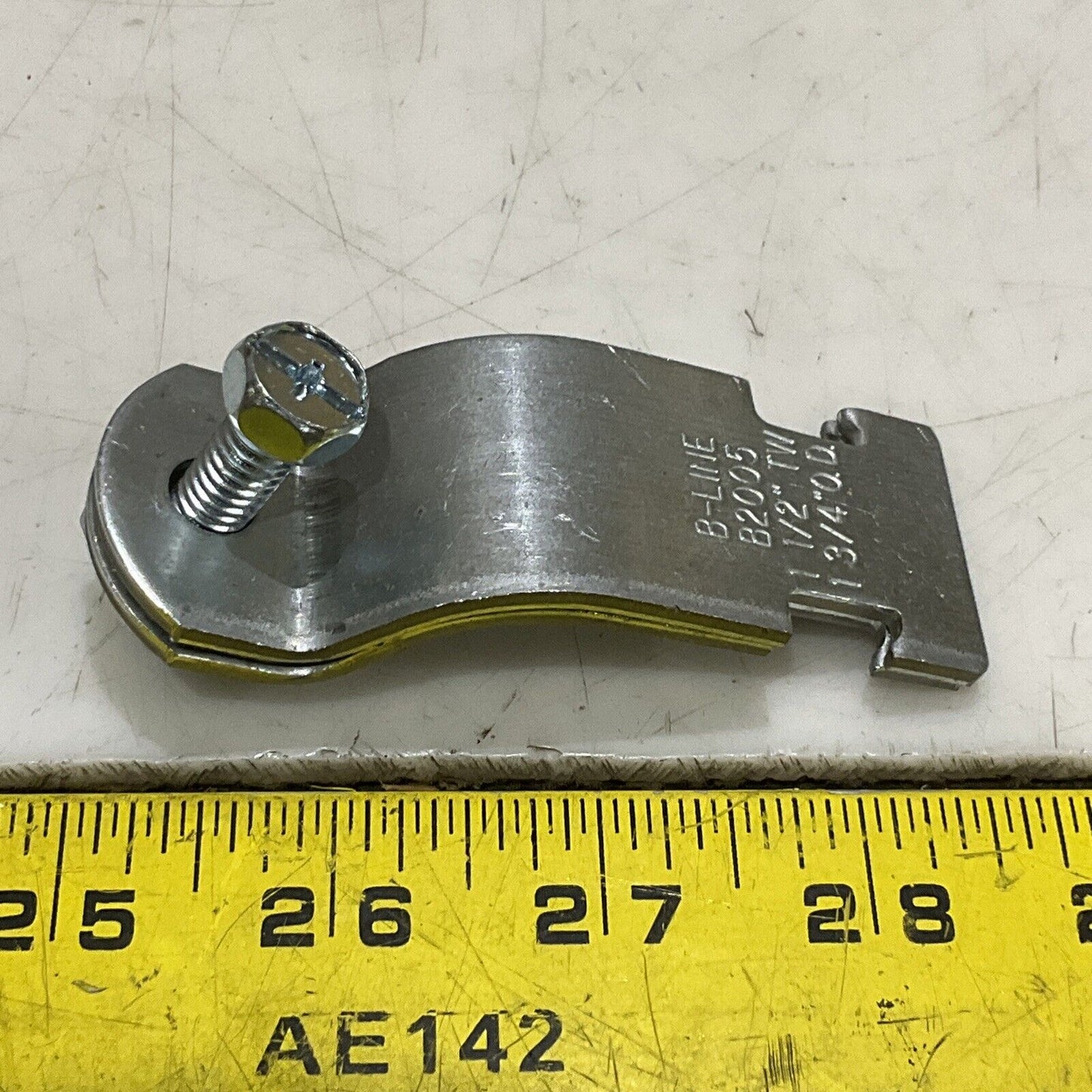 EATON B2005PAZN THINWALL CONDUIT W/ PIPE CLAMP 1-1/2” 1-3/4” LOT OF 50 373