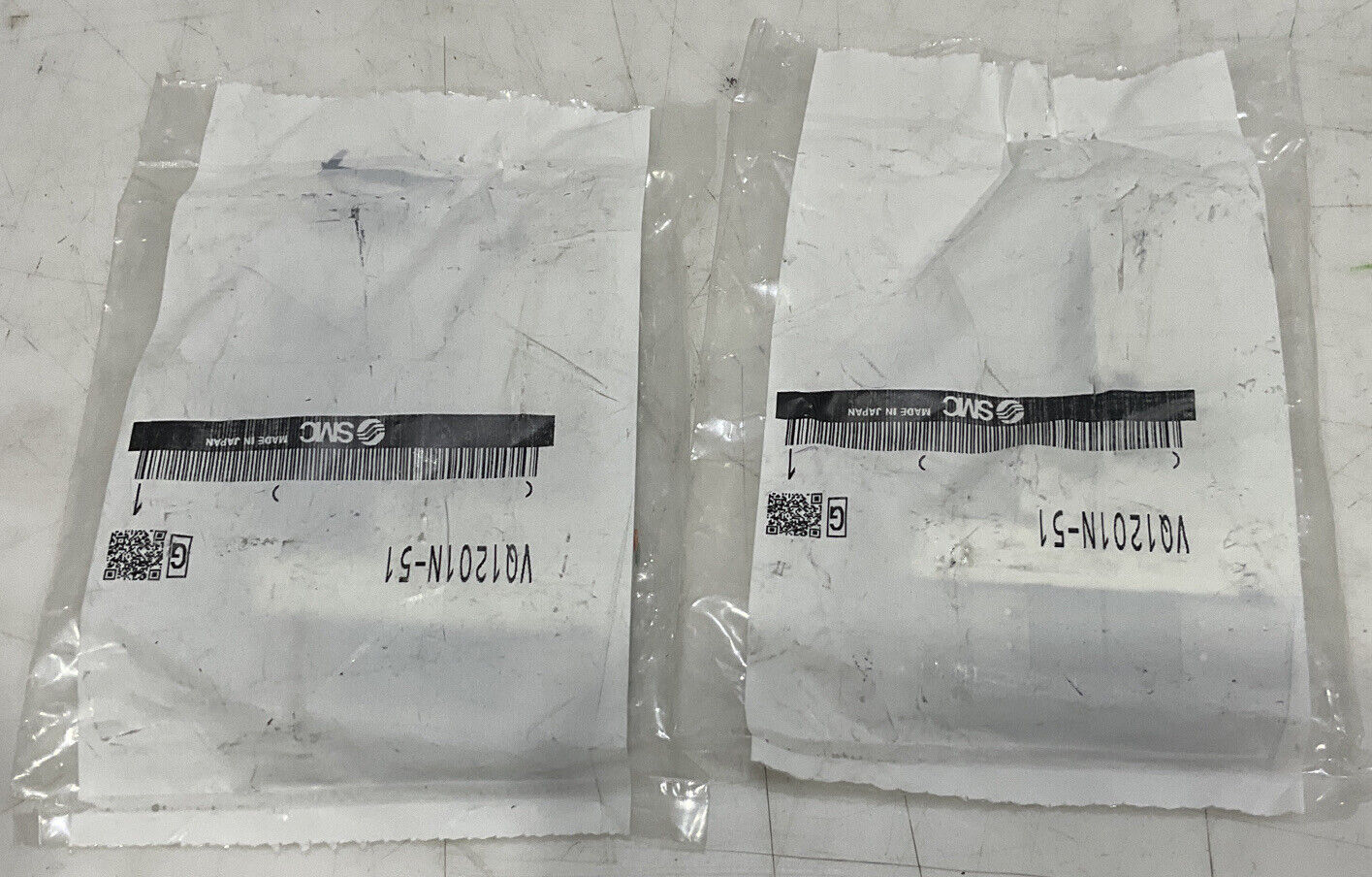 SMC VQ1201N-51 RUBBER SEAL MANIFOLD VALVE LOT OF 2 U3S