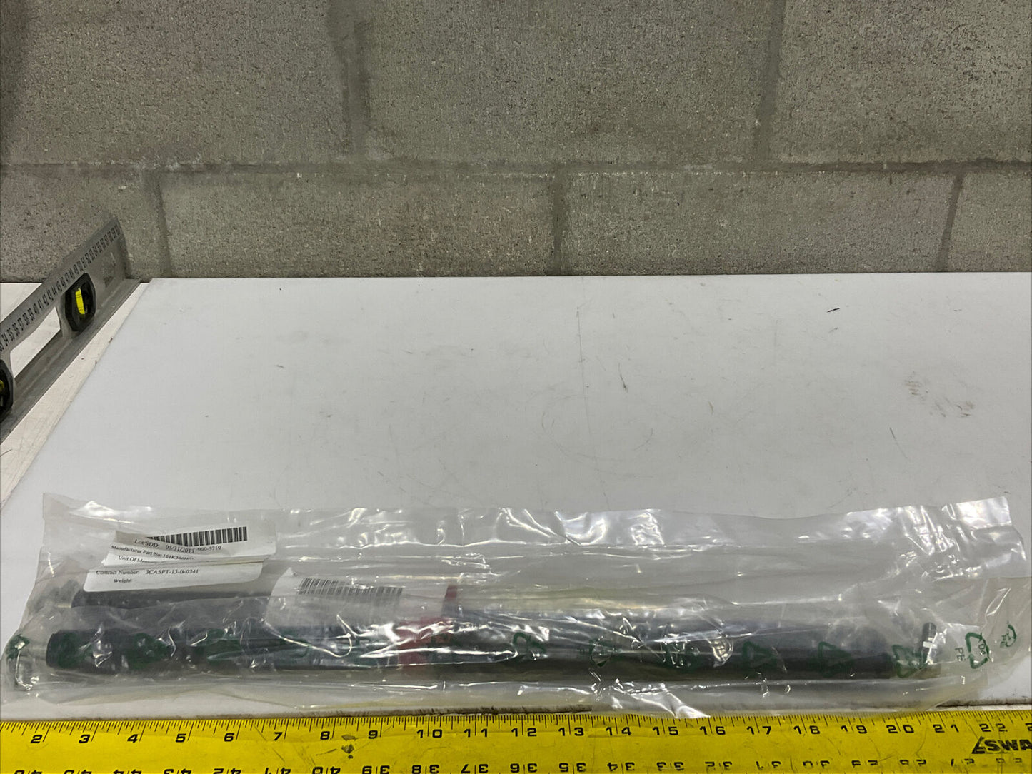 DESTEK 601114231-230N GAS SPRING LOT OF 2 U3S