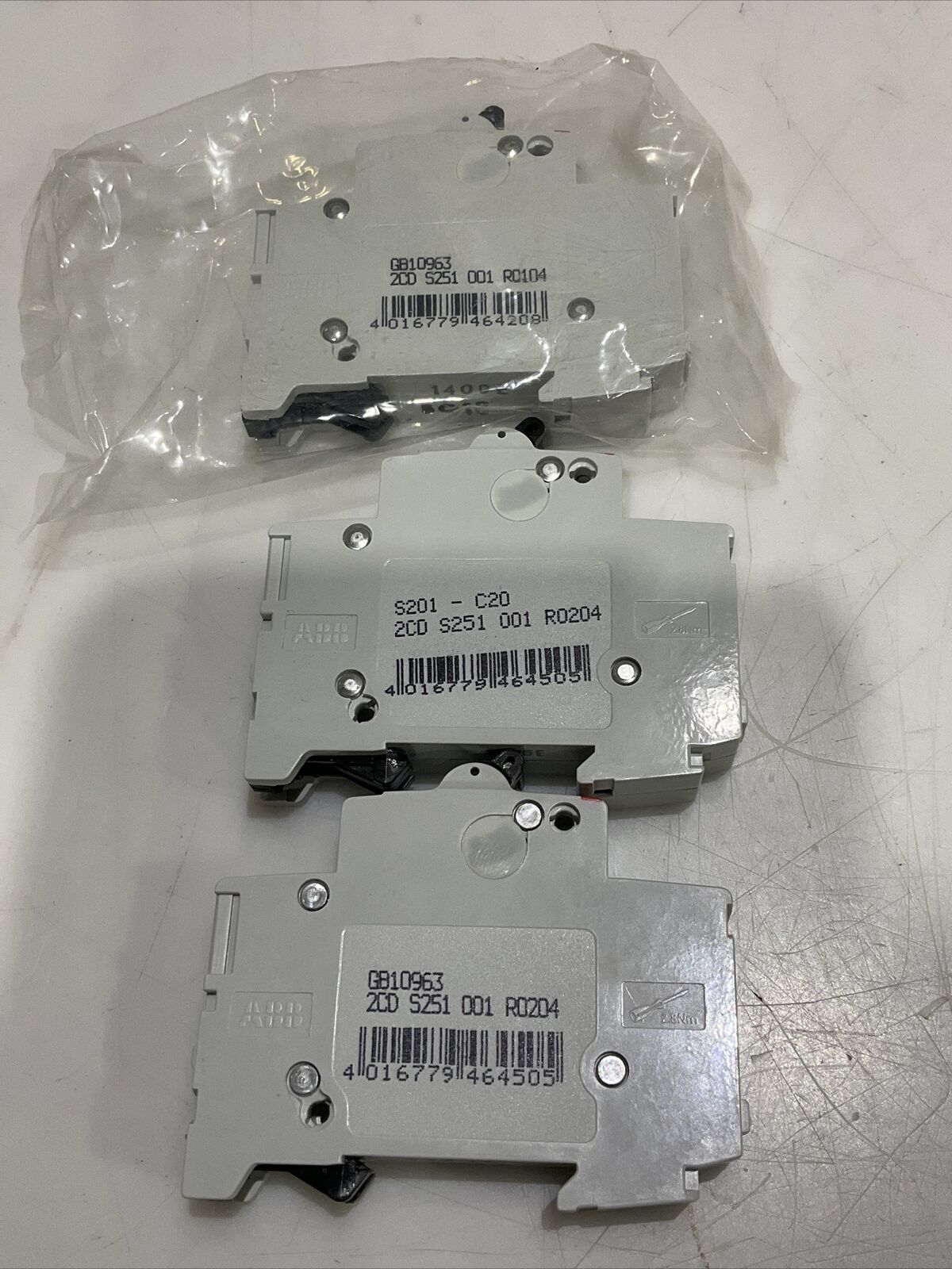 ABB MINI CIRCUIT BREAKERS S201U-K S201-C20 2201U-K4 S201-C10 LOT OF 5 U3S