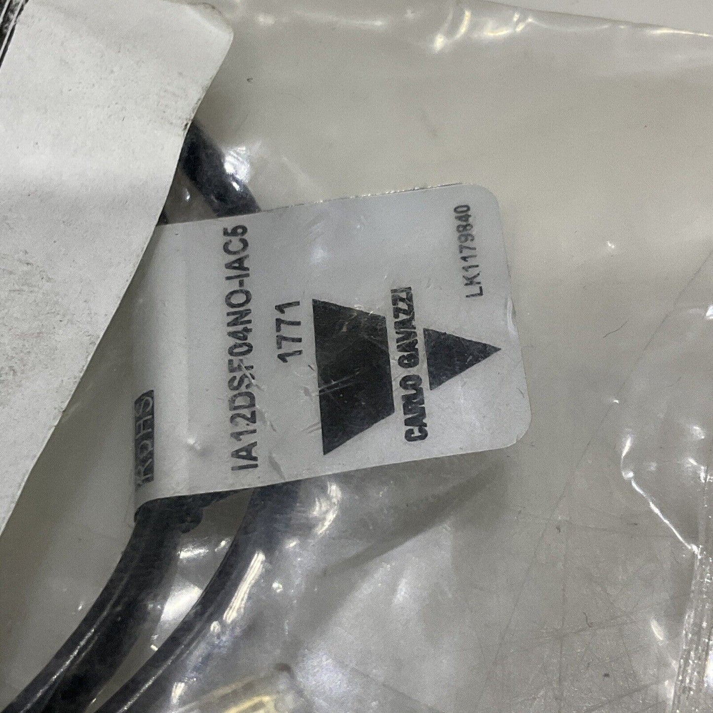 CARLO GAVAZZI IA12DSF04NO-IAC5 1771 CABLE LCR FENCE SENSOR LOT OF 6 U3S