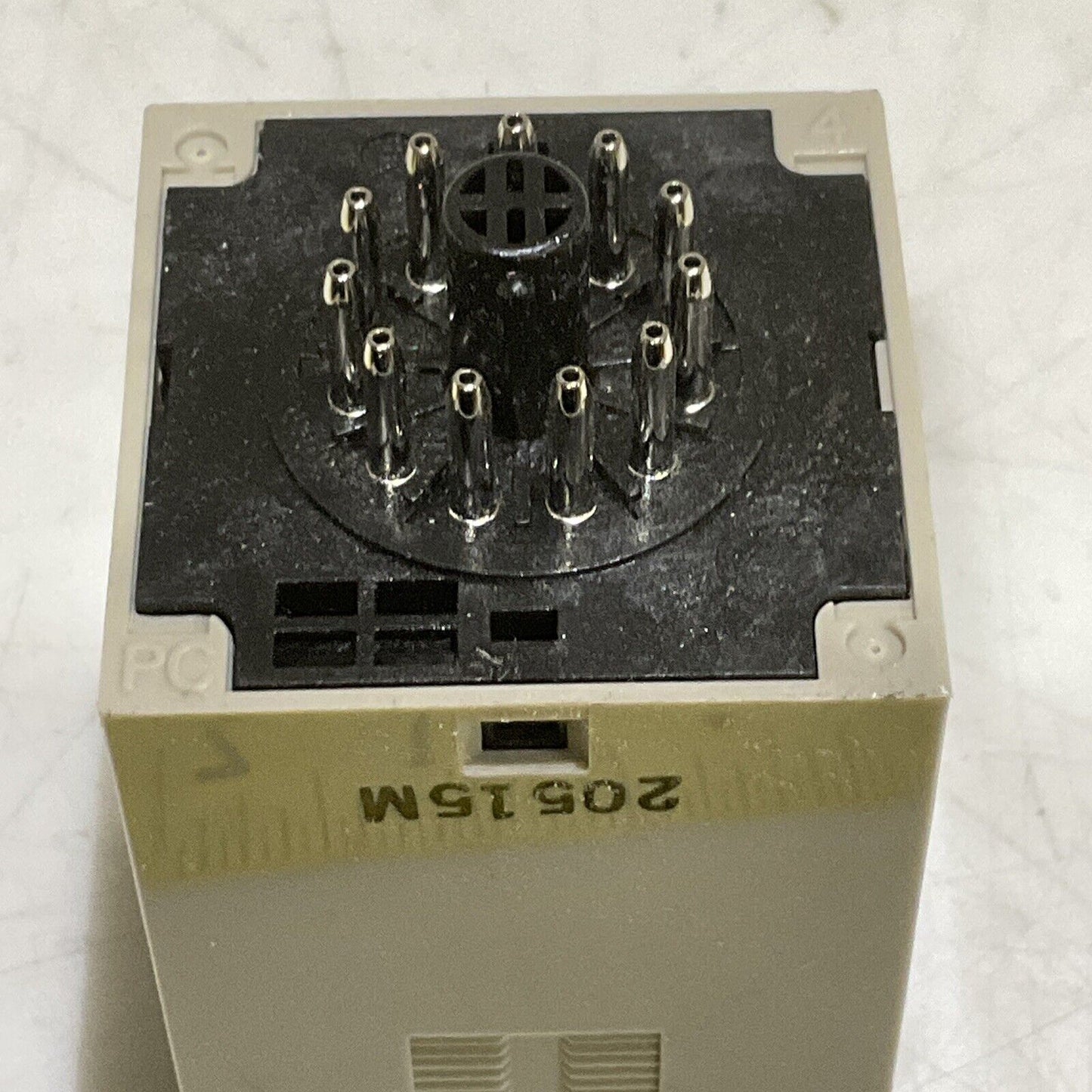 OMERON H3CA-A PROGRAMMABLE RELAY TIMER 99.9S-9990H 240V LOT OF 2 373