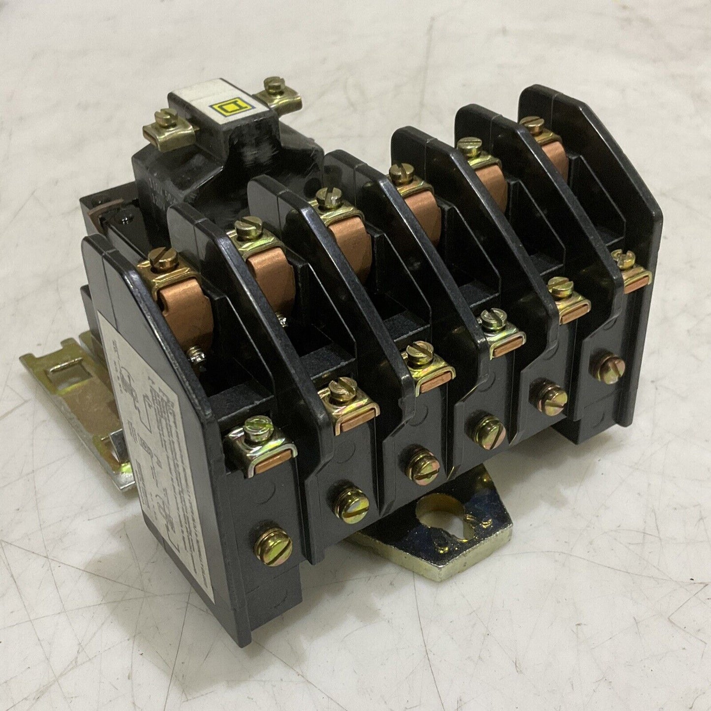 SQUARE D H0-60 AC CONTROL RELAY CLASS 8501 SERIES D 120-60/ 120-50 COIL 373