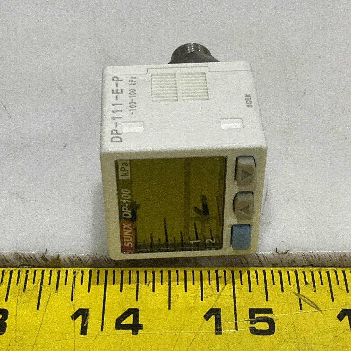 SUNX DP-111-E-P-J DIGITAL PRESSURE SENSOR DP-100 U3S
