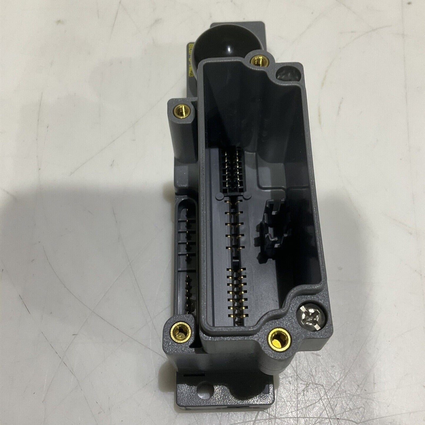 TURCK BL67-B-1M23-19 BASE MODULE W/ 12 PIN M23 CONNECTOR U3S