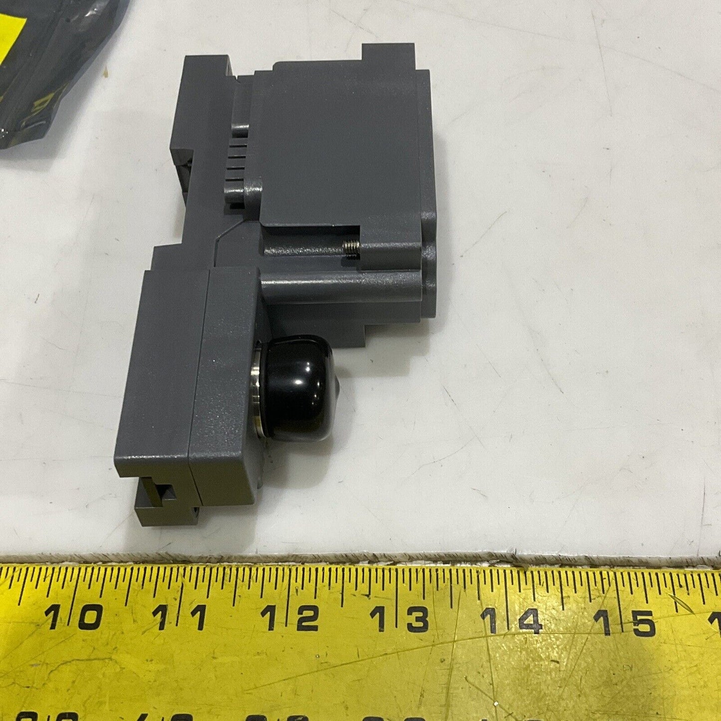 TURCK BL67-B-1M23-19 BASE MODULE W/ 12 PIN M23 CONNECTOR U3S