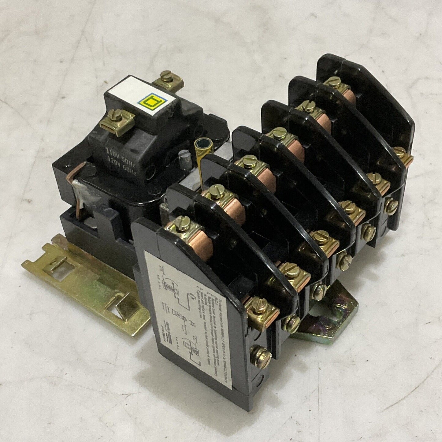 SQUARE D H0-60 AC CONTROL RELAY CLASS 8501 SERIES D 120-60/ 120-50 COIL 373