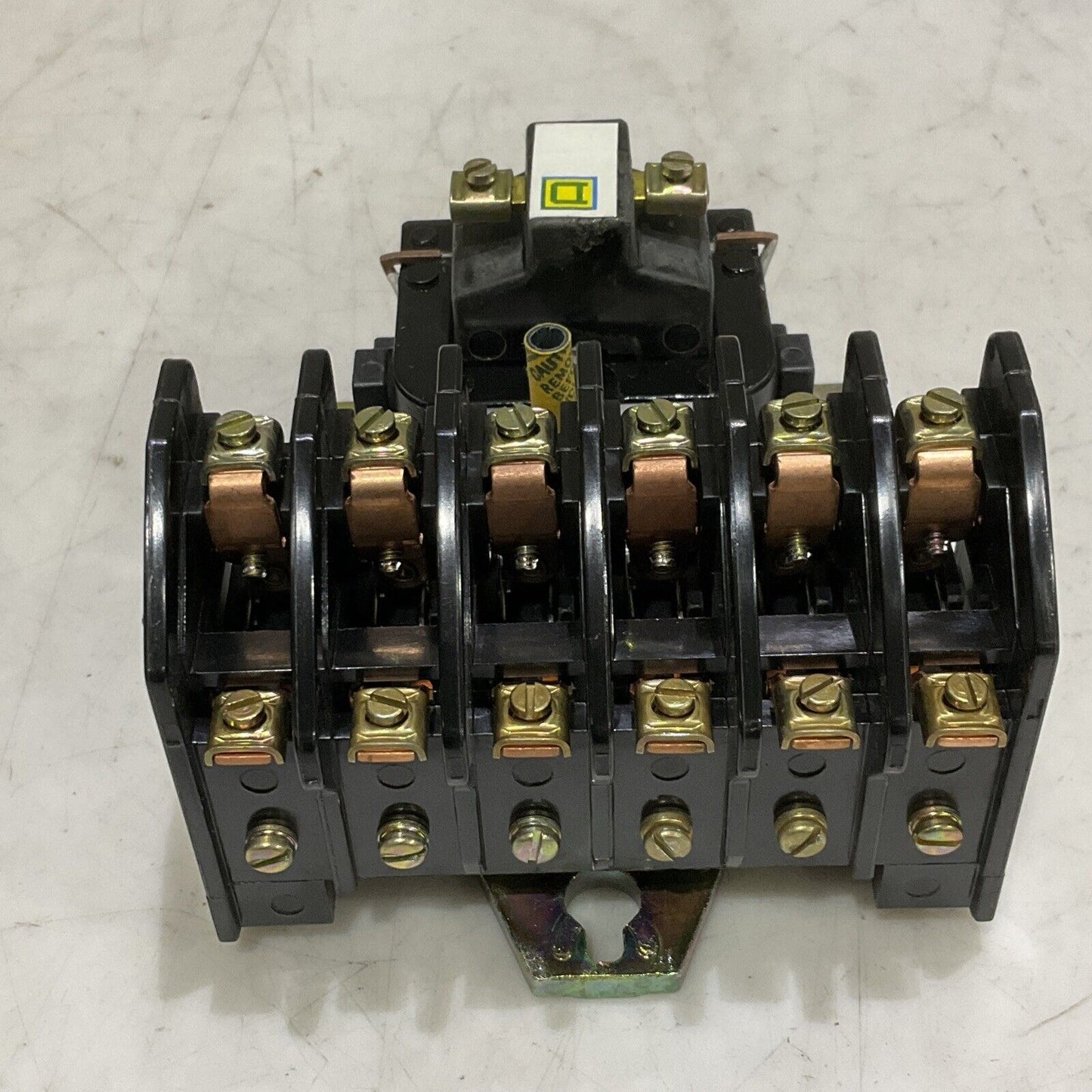 SQUARE D H0-60 AC CONTROL RELAY CLASS 8501 SERIES D 120-60/ 120-50 COIL 373