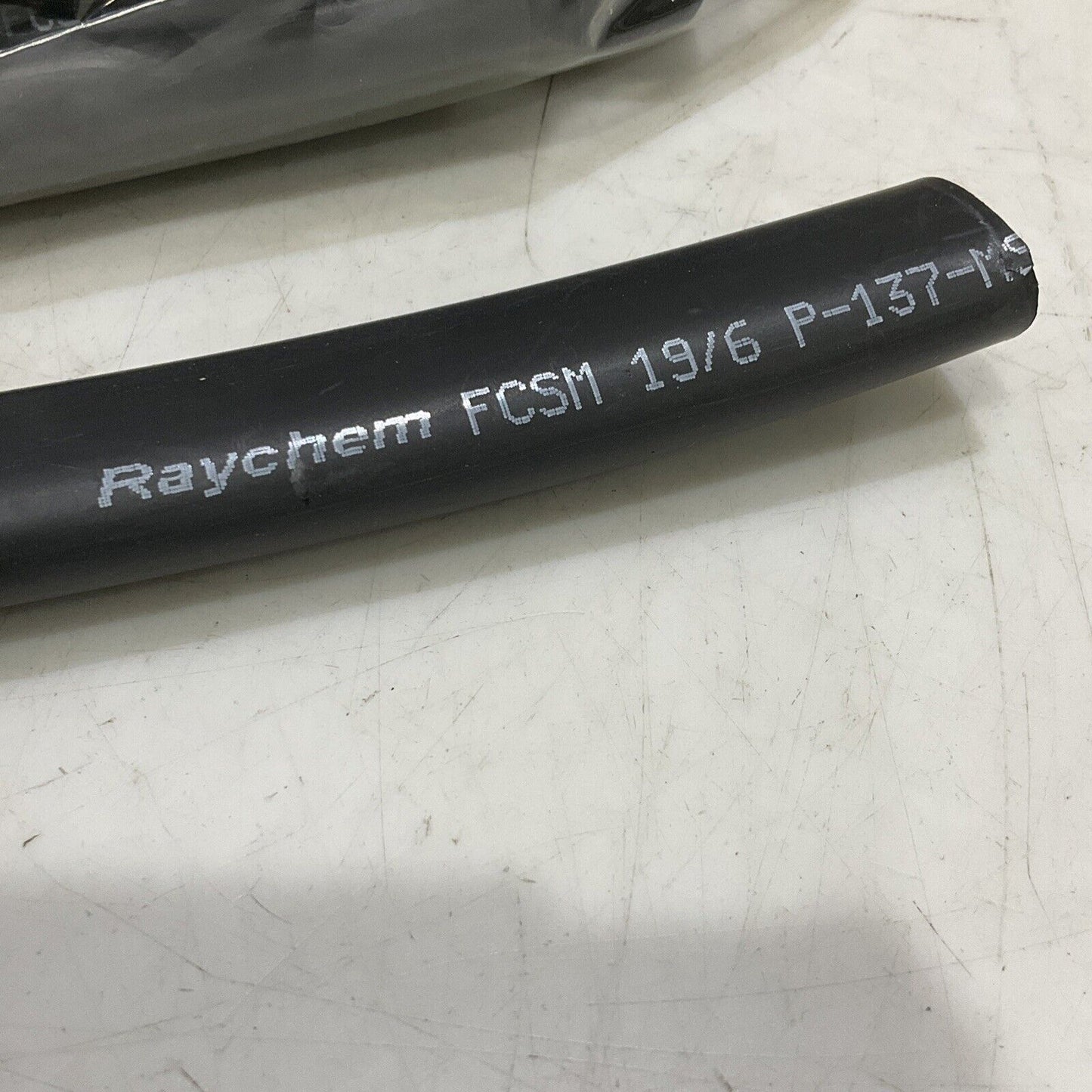 RAYCHEM FCSM 19/6-150-S HEAT SHRINK TUBING FLAME RETARDED 6IN 600 /1000V 373