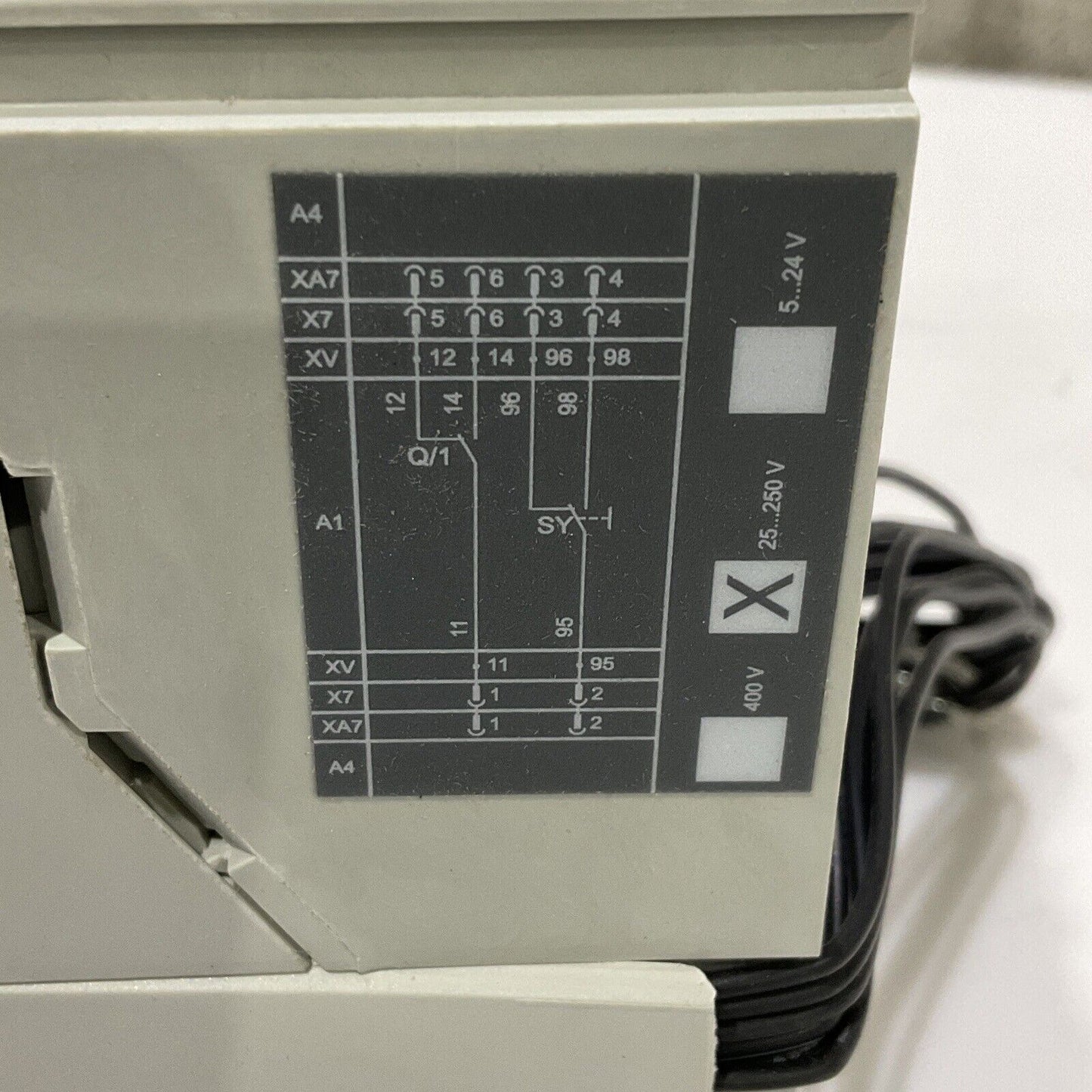 ABB SACE T1N 100 TMAX T1 N 100 CIRCUIT BREAKER 40A 3P U3S