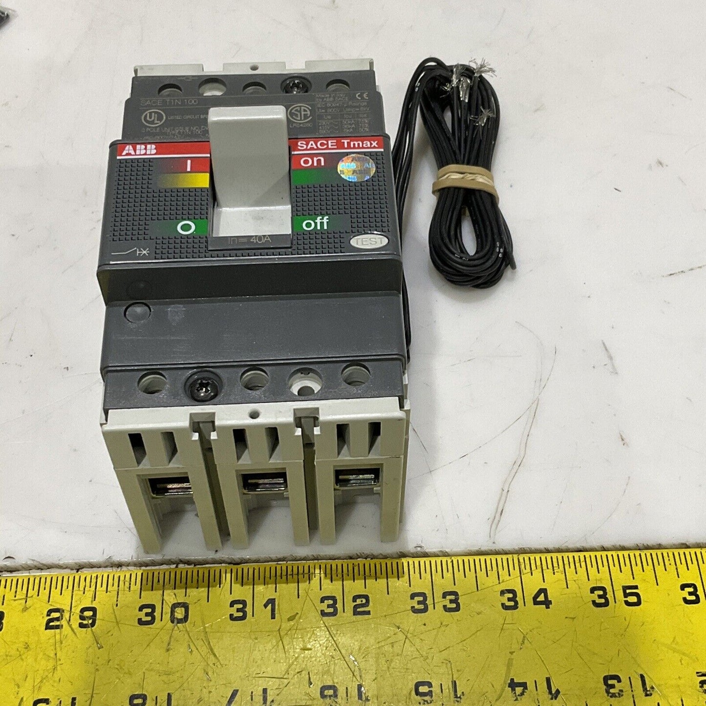 ABB SACE T1N 100 TMAX T1 N 100 CIRCUIT BREAKER 40A 3P U3S