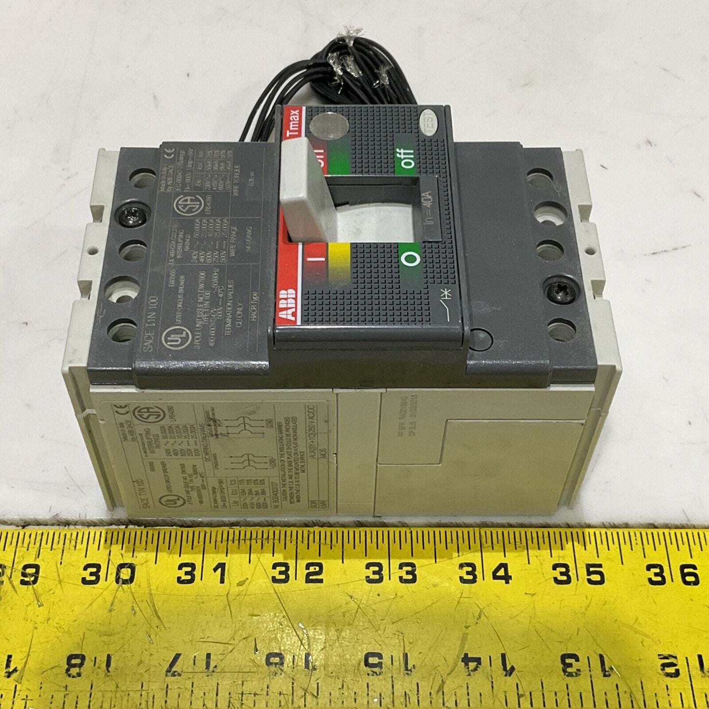ABB SACE T1N 100 TMAX T1 N 100 CIRCUIT BREAKER 40A 3P U3S