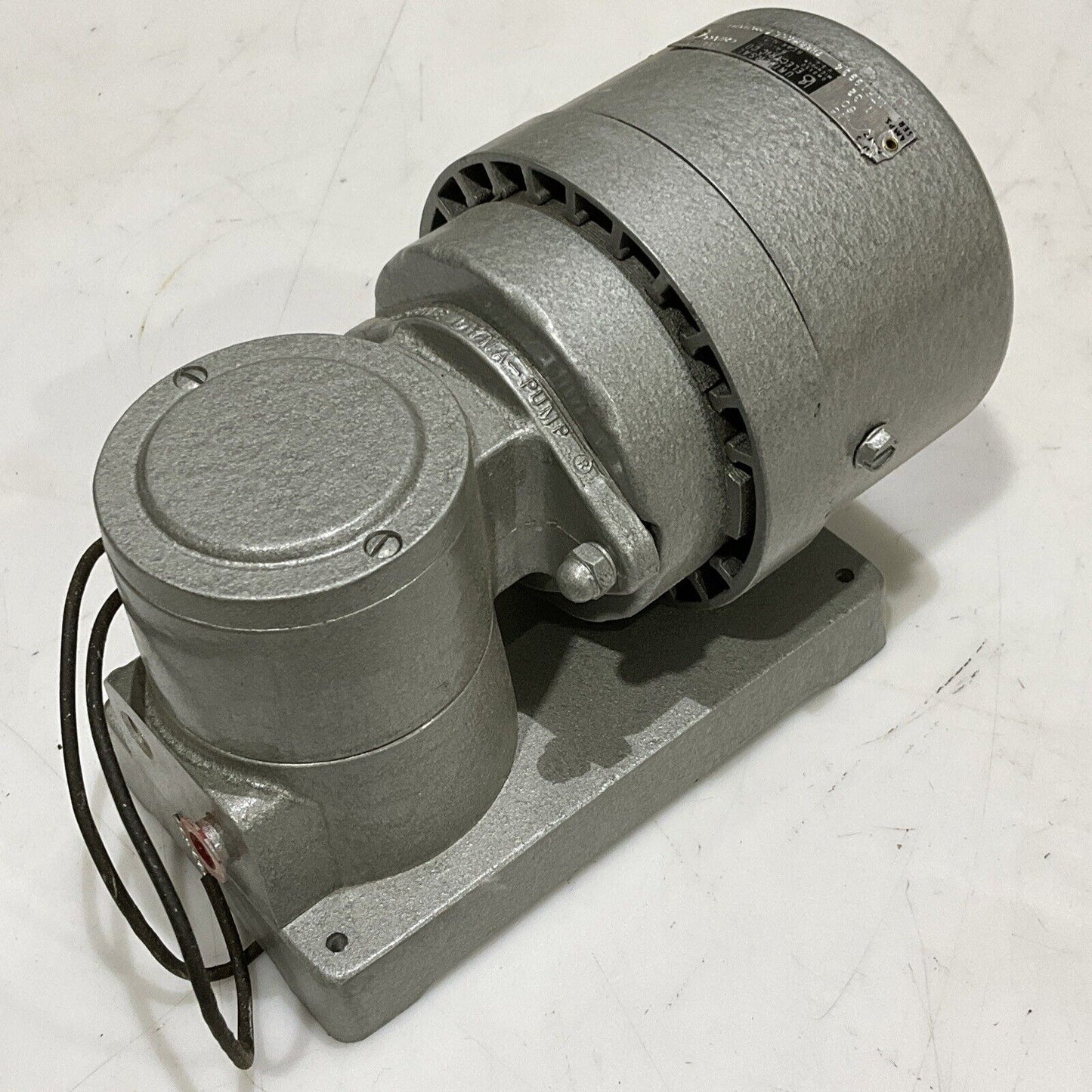 UNIVERSAL ELECTRIC BEACH-RUSS 62N066 AIR COMPRESSOR PUMP 1550RPM 373