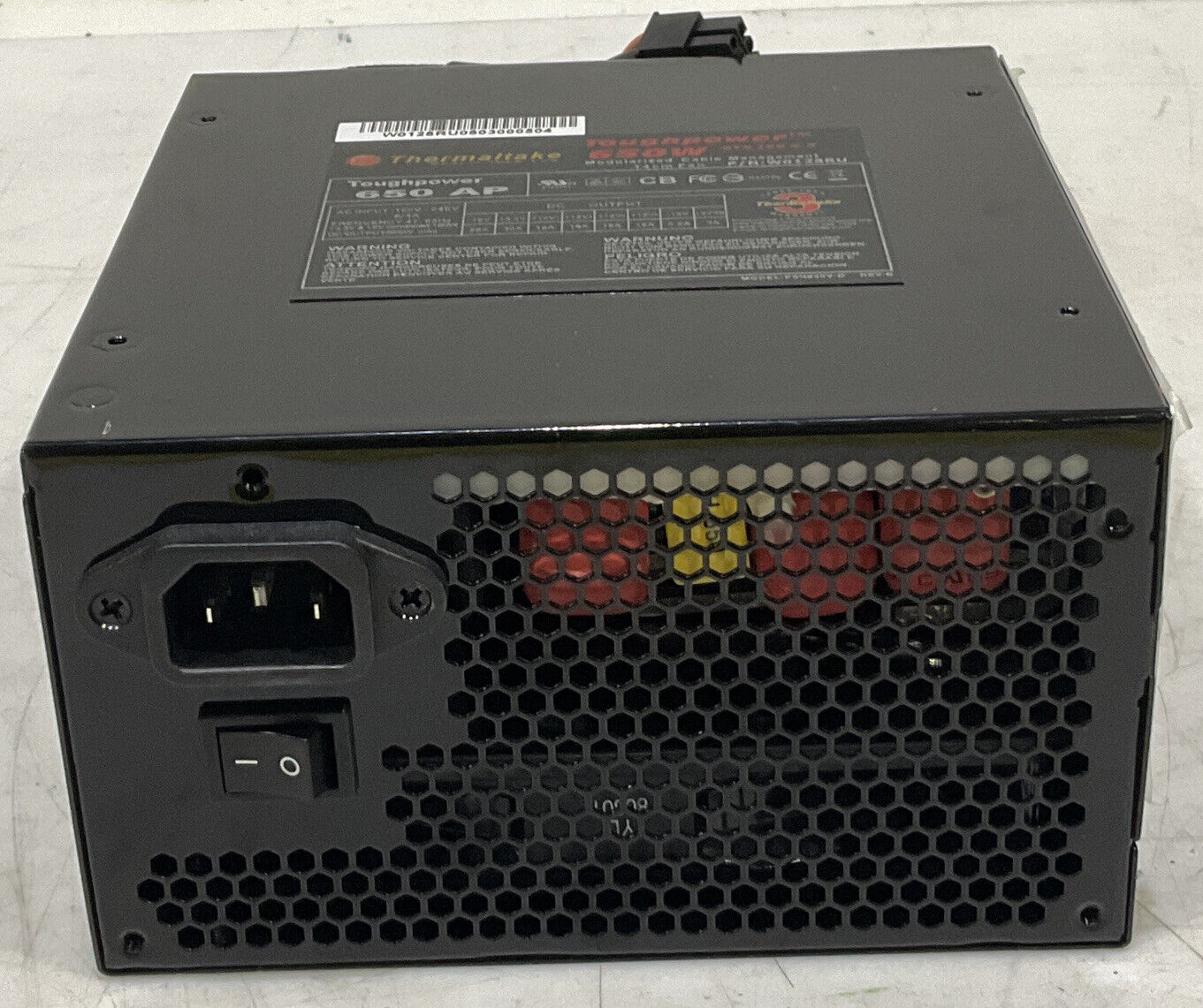 TOUGHPOWER 650W W0128RU CABLE MANAGEMENT POWER SUPPLY U3S