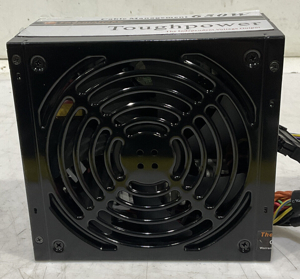 TOUGHPOWER 650W W0128RU CABLE MANAGEMENT POWER SUPPLY U3S