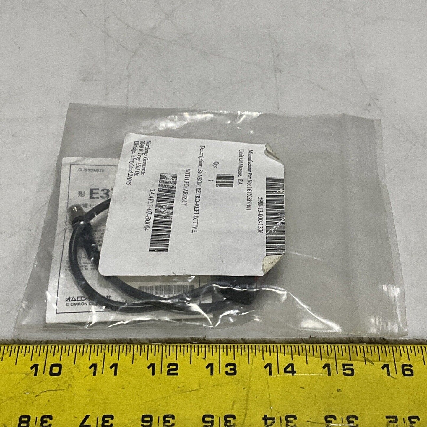 OMRON E3Z-R81-J0-SRW-M3 RETRO REFLECTIVE SENSOR U3S