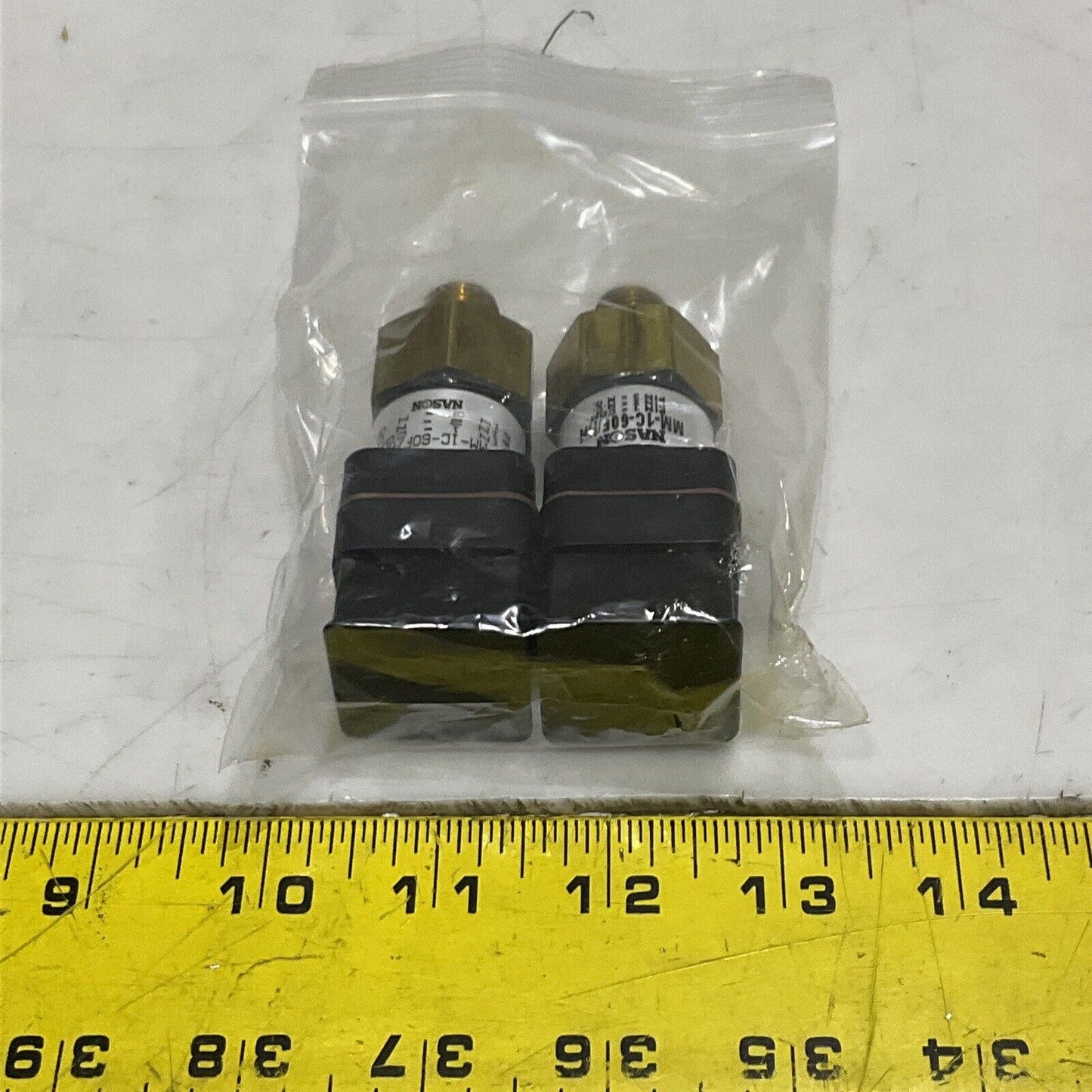 NASON MM-1C-60F/HH LOW PRESSURE SWITCH LOT OF 2 U3S
