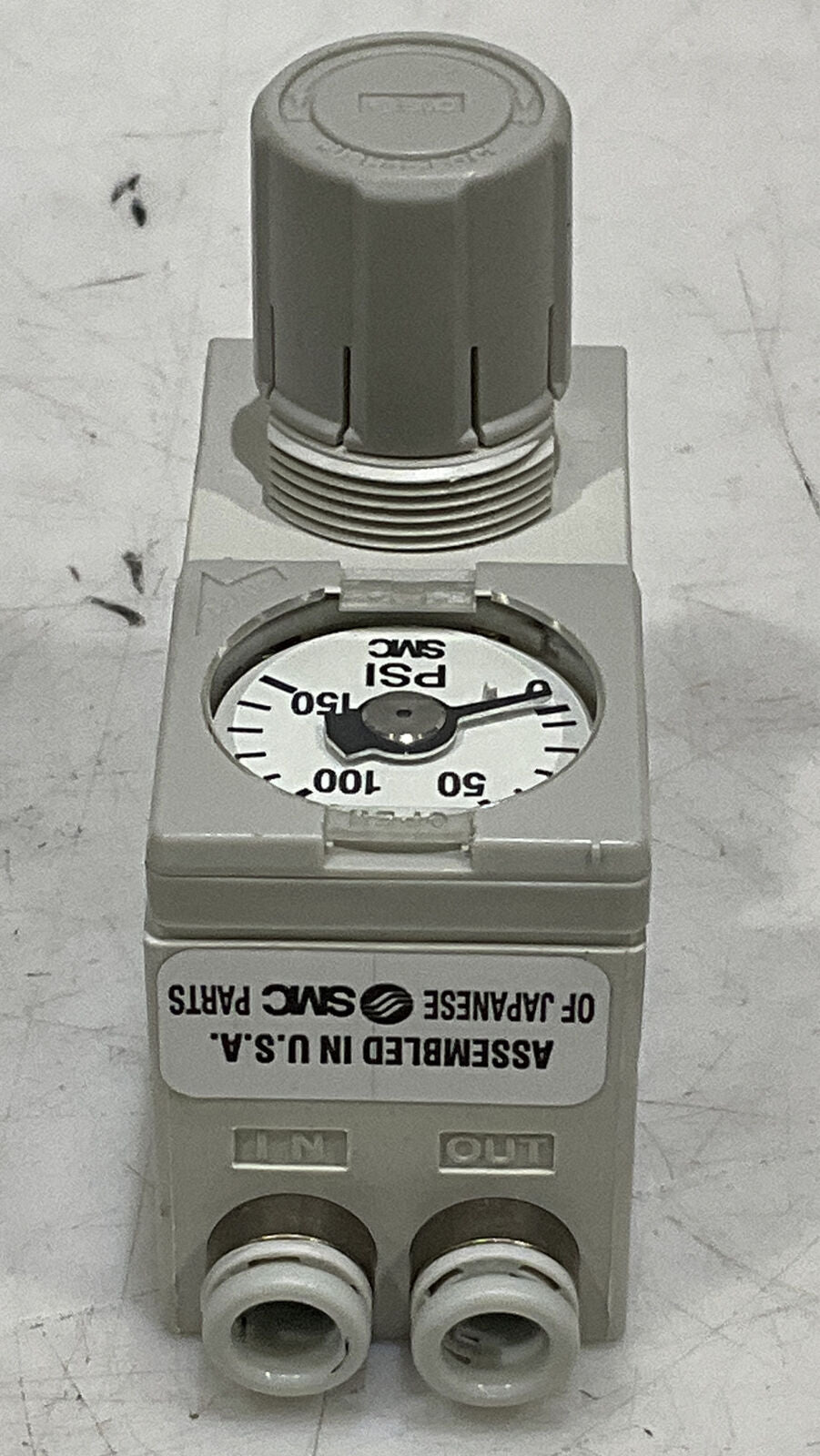 SMC ARM10F2-08G-Z COMPACT AIR MANIFOLD REGULATOR U3S